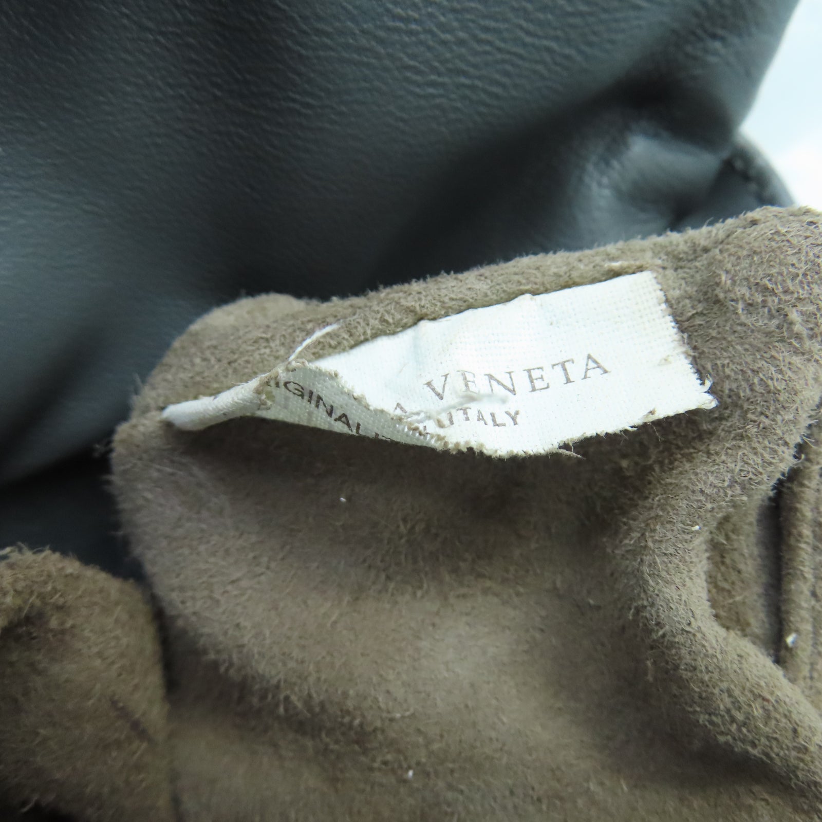 BOTTEGA VENETA 羊皮皮革Chain Shoulder肩背袋黑色
