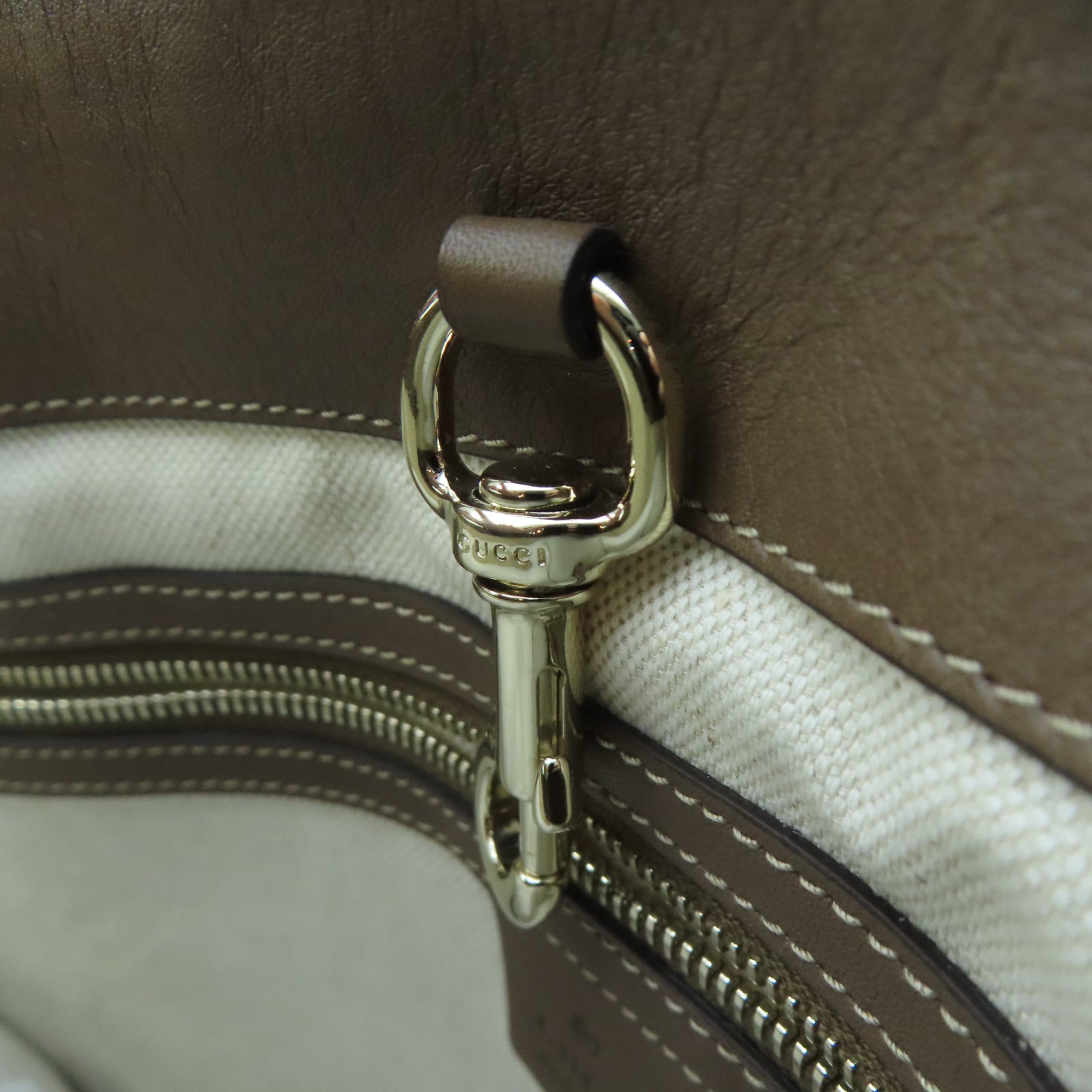 GUCCI 塗層帆布Tote Bag金扣手挽袋白色