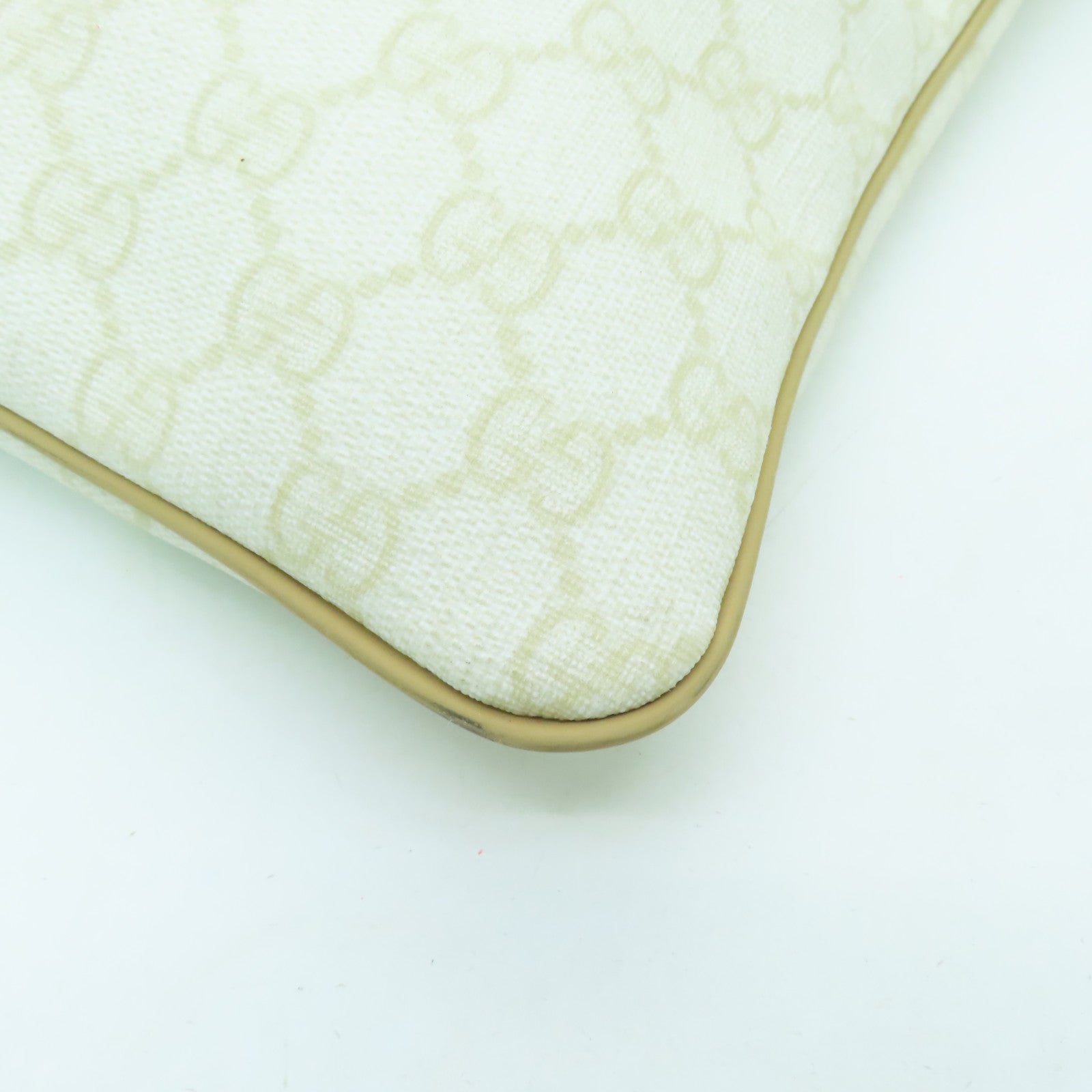 GUCCI 【激減優惠】塗層帆布Shoulder Bag金扣肩背袋米色/白色