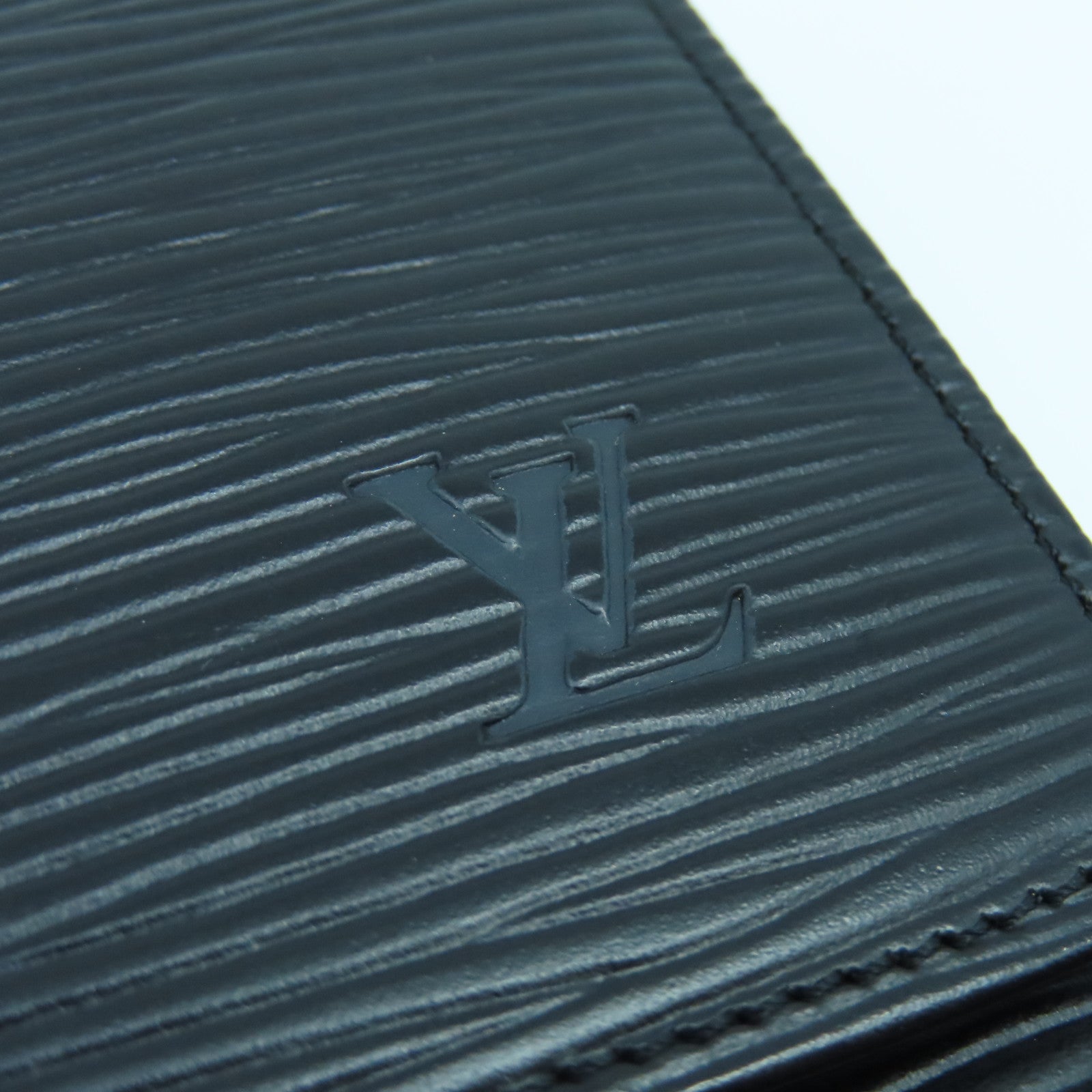 LOUIS VUITTON Epi Trifold Wallet金扣長錢包黑色