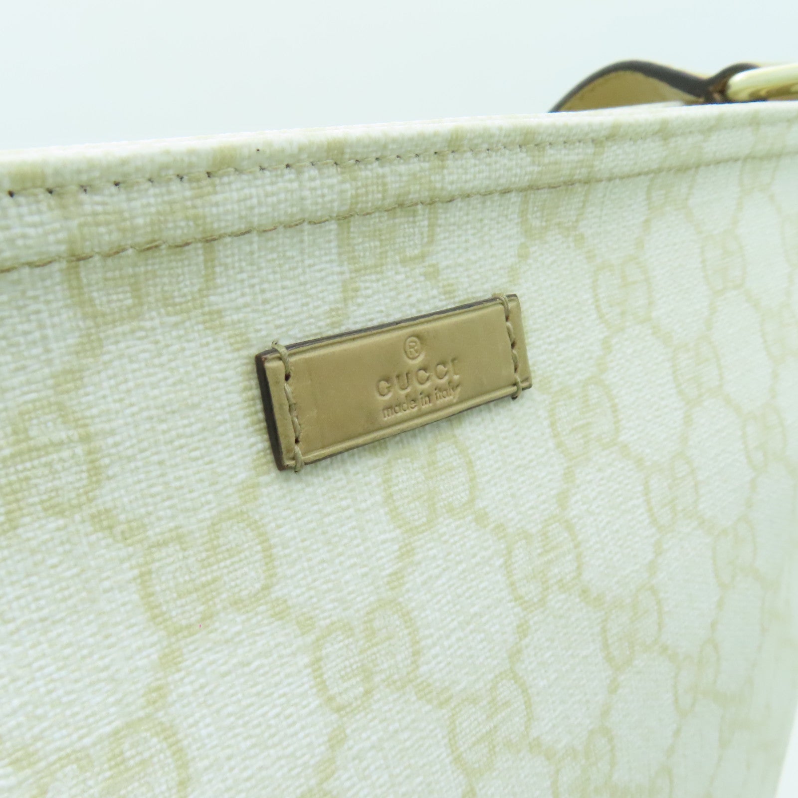 GUCCI 【激減優惠】塗層帆布Shoulder Bag金扣肩背袋米色/白色