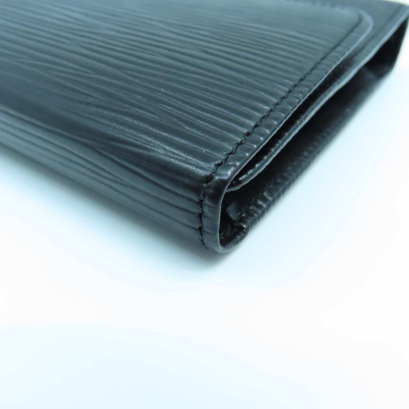 LOUIS VUITTON Epi Trifold Wallet金扣長錢包黑色