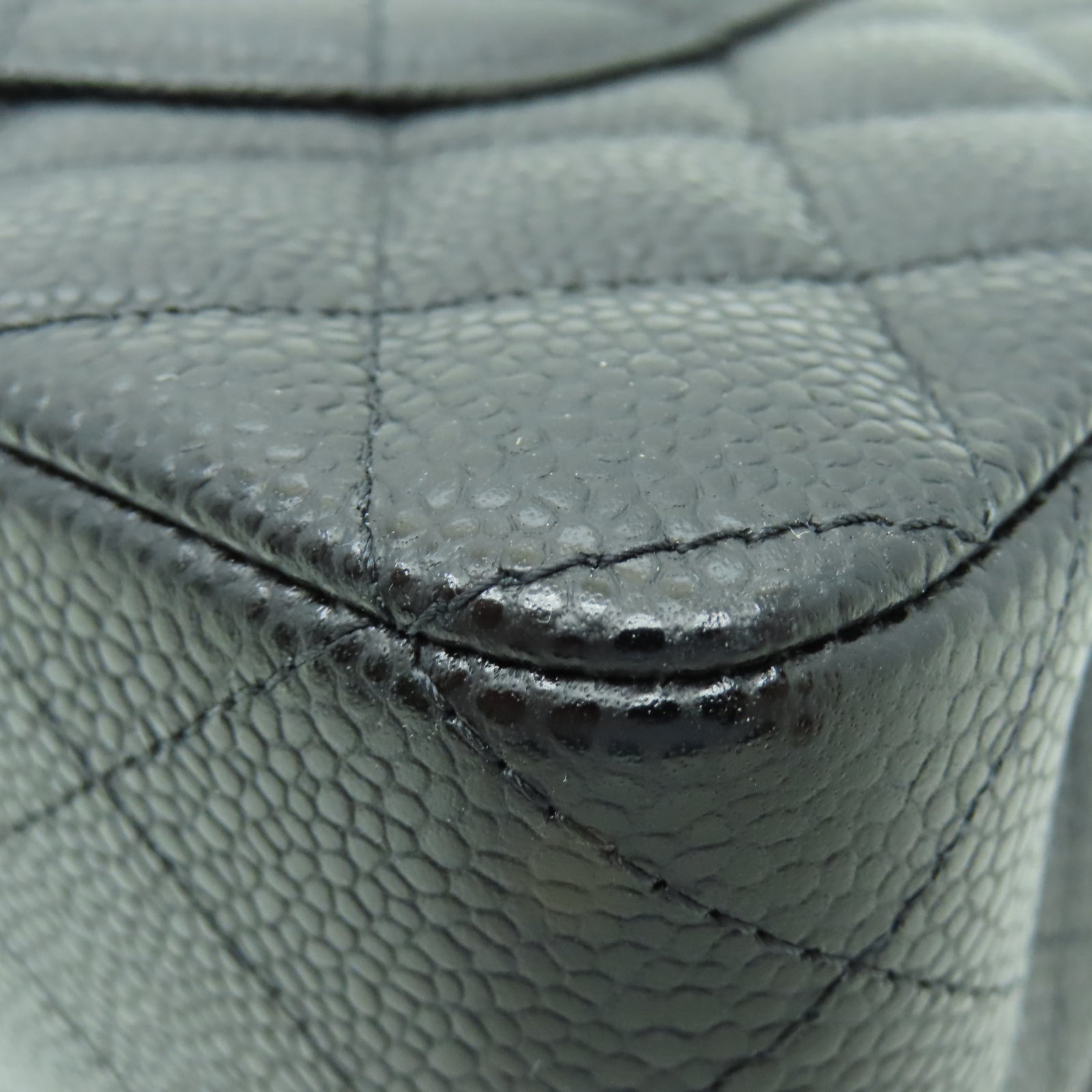 CHANEL 菱格Caviar皮革Chain Shoulder金扣鏈帶肩背袋黑色