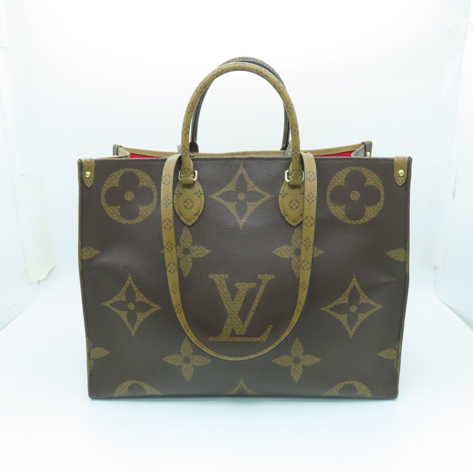 LOUIS VUITTON Monogram Giant Reverse On The Go GM