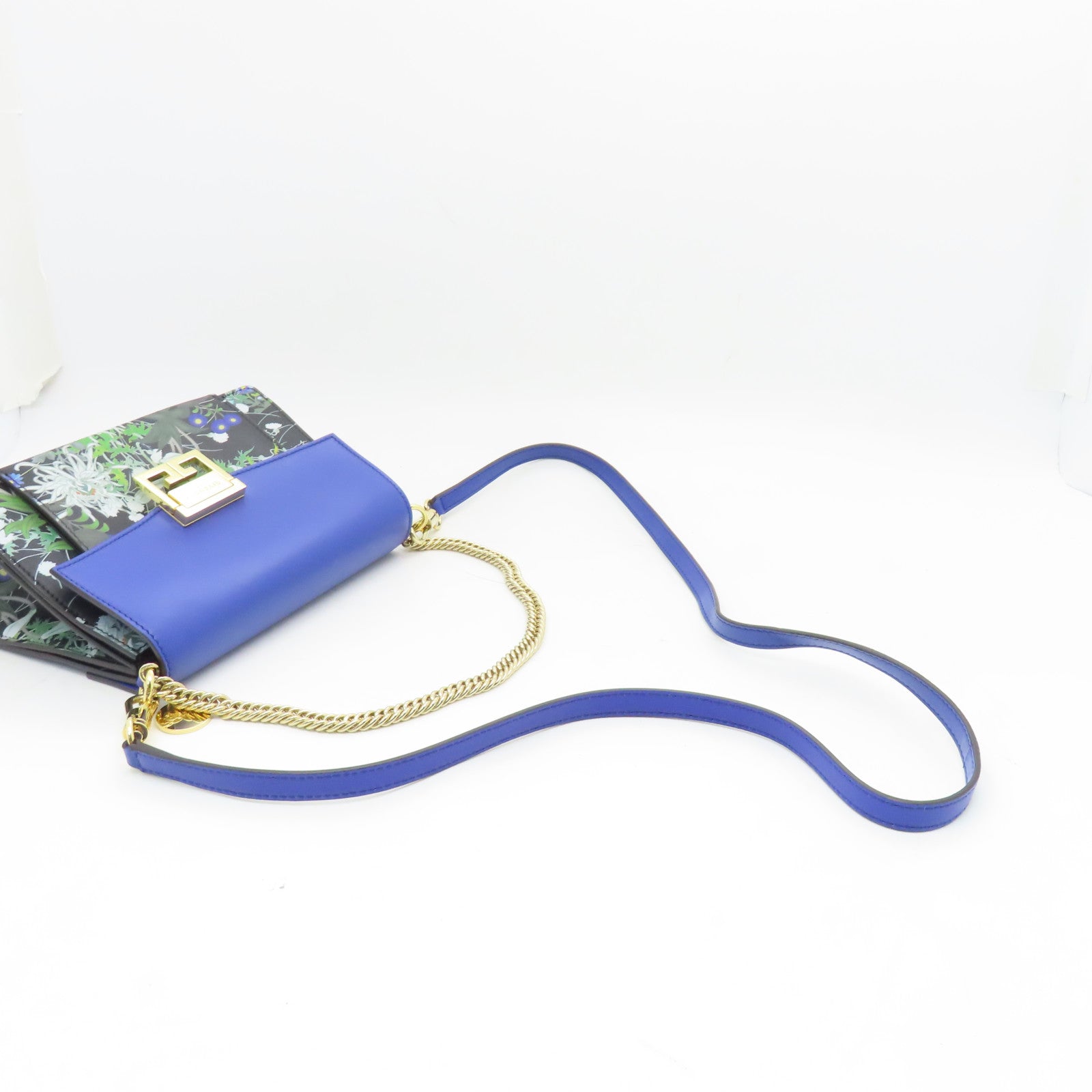 GIVENCHY Sheepskin Leather Shoulder Bag Gold Buckle Handle Shoulder Bag Blue