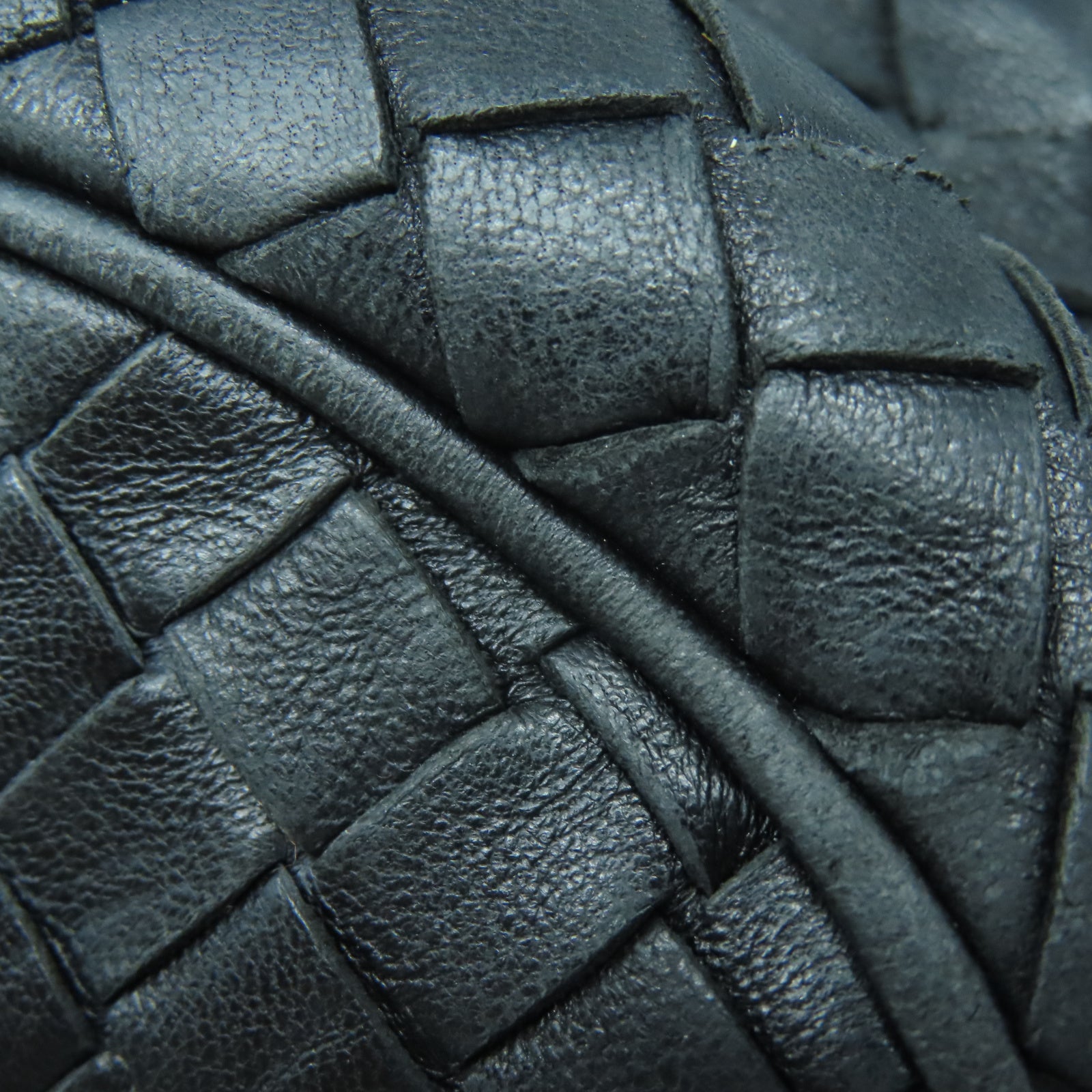 BOTTEGA VENETA 羊皮皮革Shoulder Bag金扣肩背袋黑色