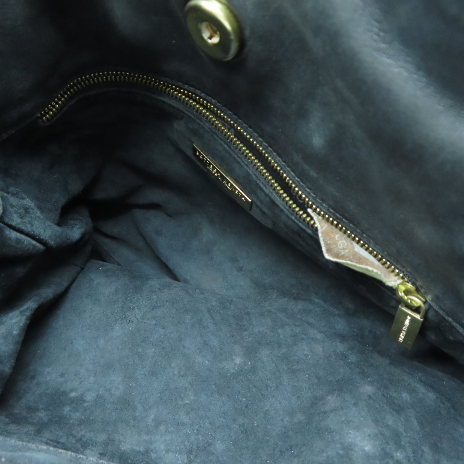 BOTTEGA VENETA 羊皮皮革Shoulder Bag金扣肩背袋黑色