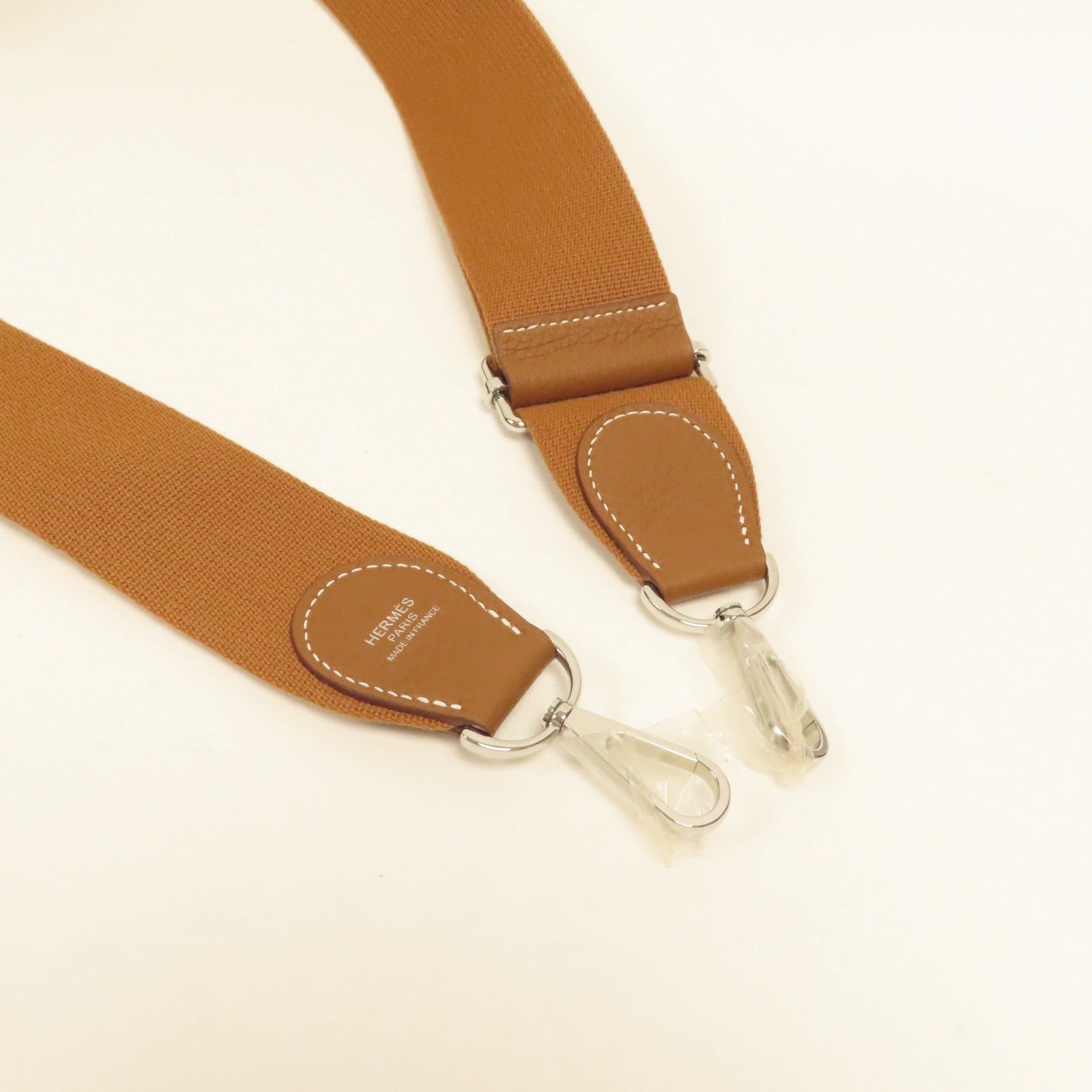 HERMES Togo皮革Evelyne PM銀扣肩背袋Gold經典駝色