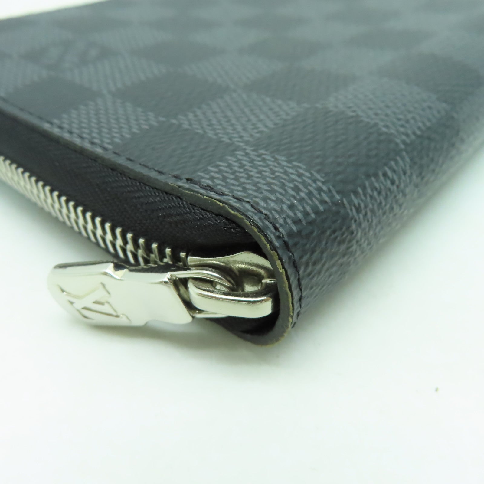 LOUIS VUITTON Damier Zippy Organizer銀扣長錢包黑色