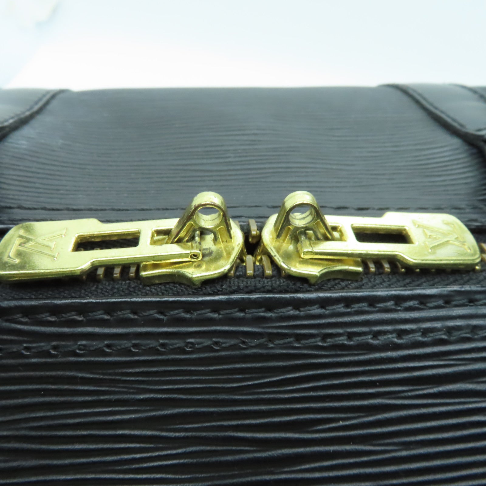 LOUIS VUITTON Epi Keepall 50金扣手挽袋黑色