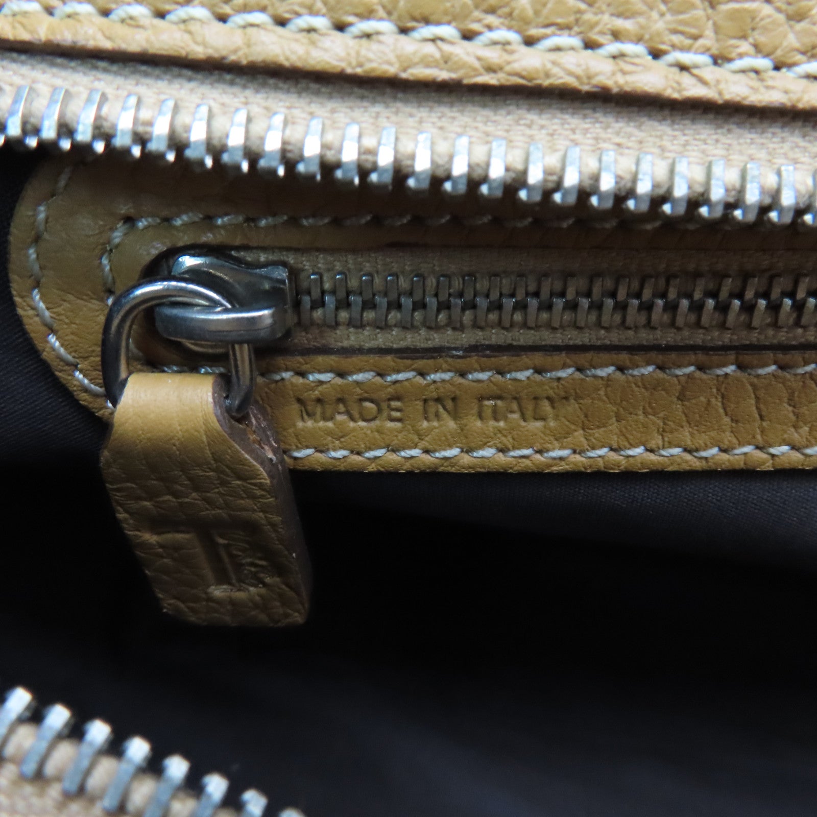 TOD'S Cowhide Leather Hand Bag Gold Buckle Hand Bag Brown