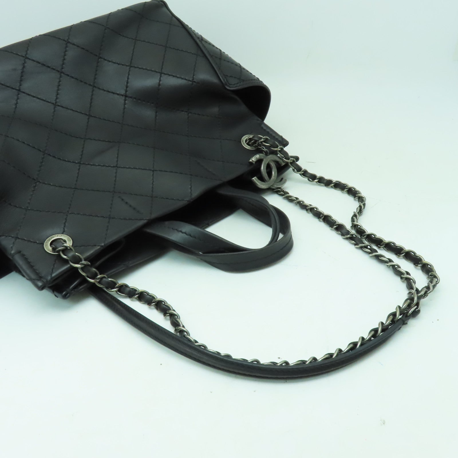 CHANEL 菱格牛皮皮革Shoulder Bag銀扣鏈帶肩背袋黑色