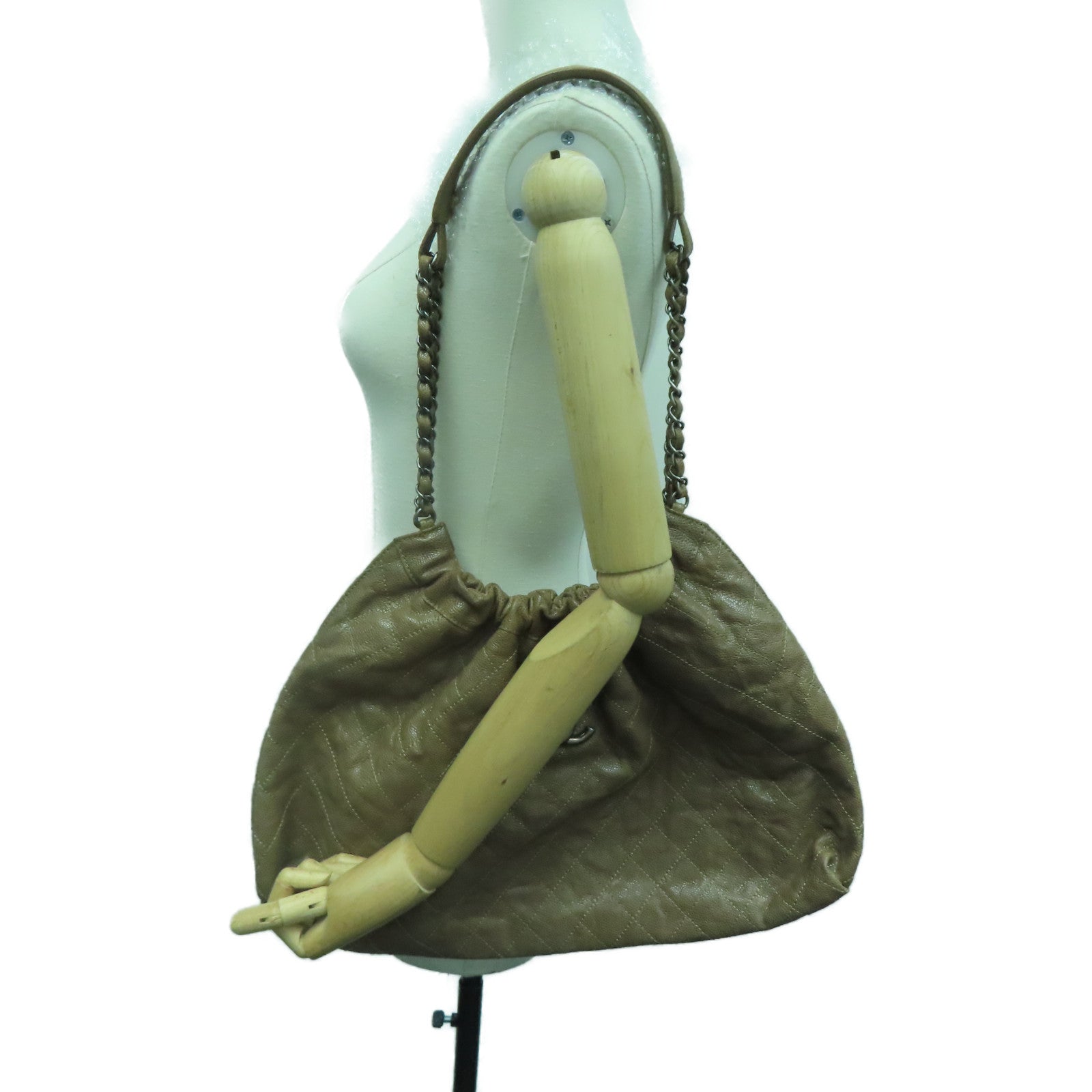 CHANEL 菱格牛皮皮革Totebag银扣手挽袋啡色