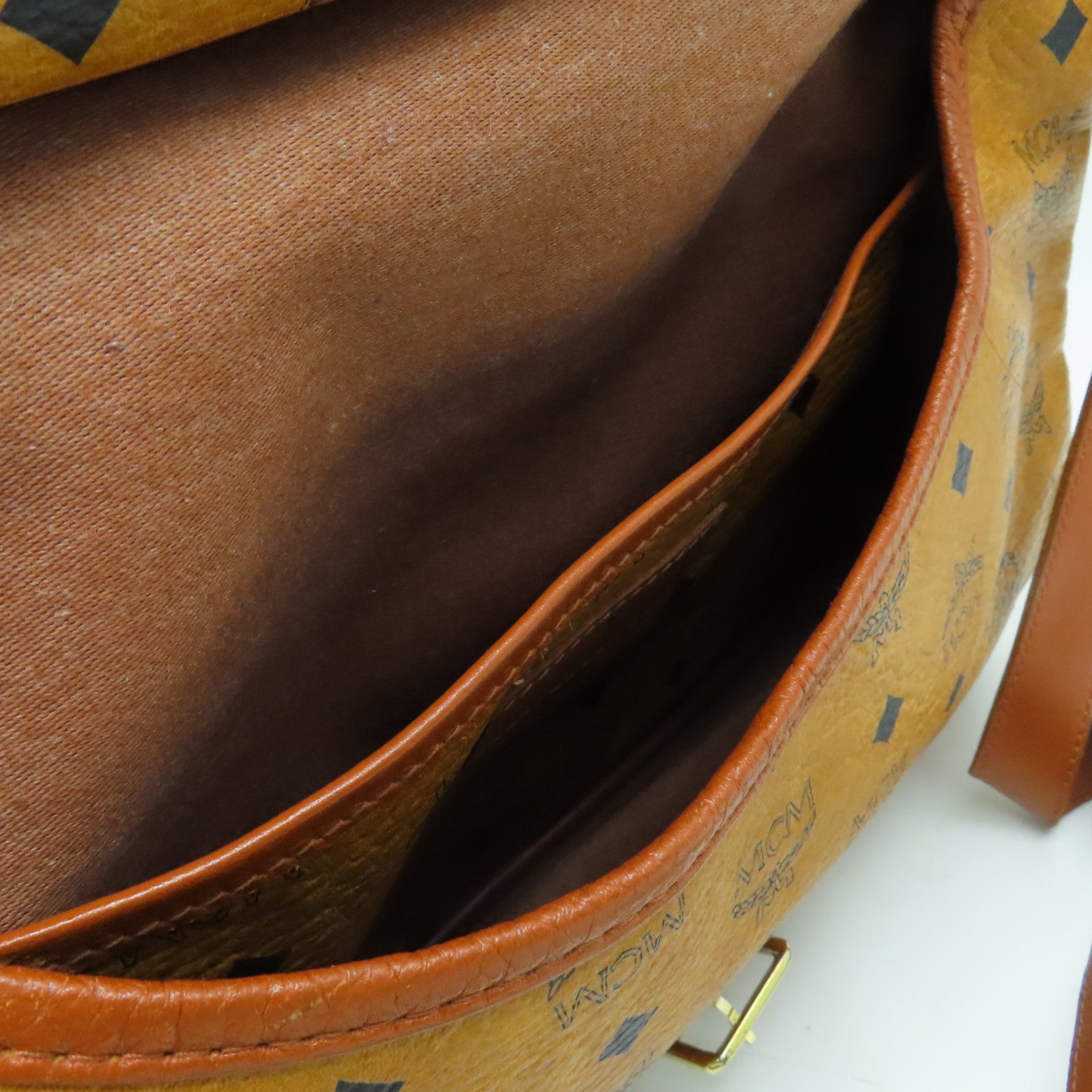 MCM 牛皮皮革Shoulder Bag肩背袋金扣啡色
