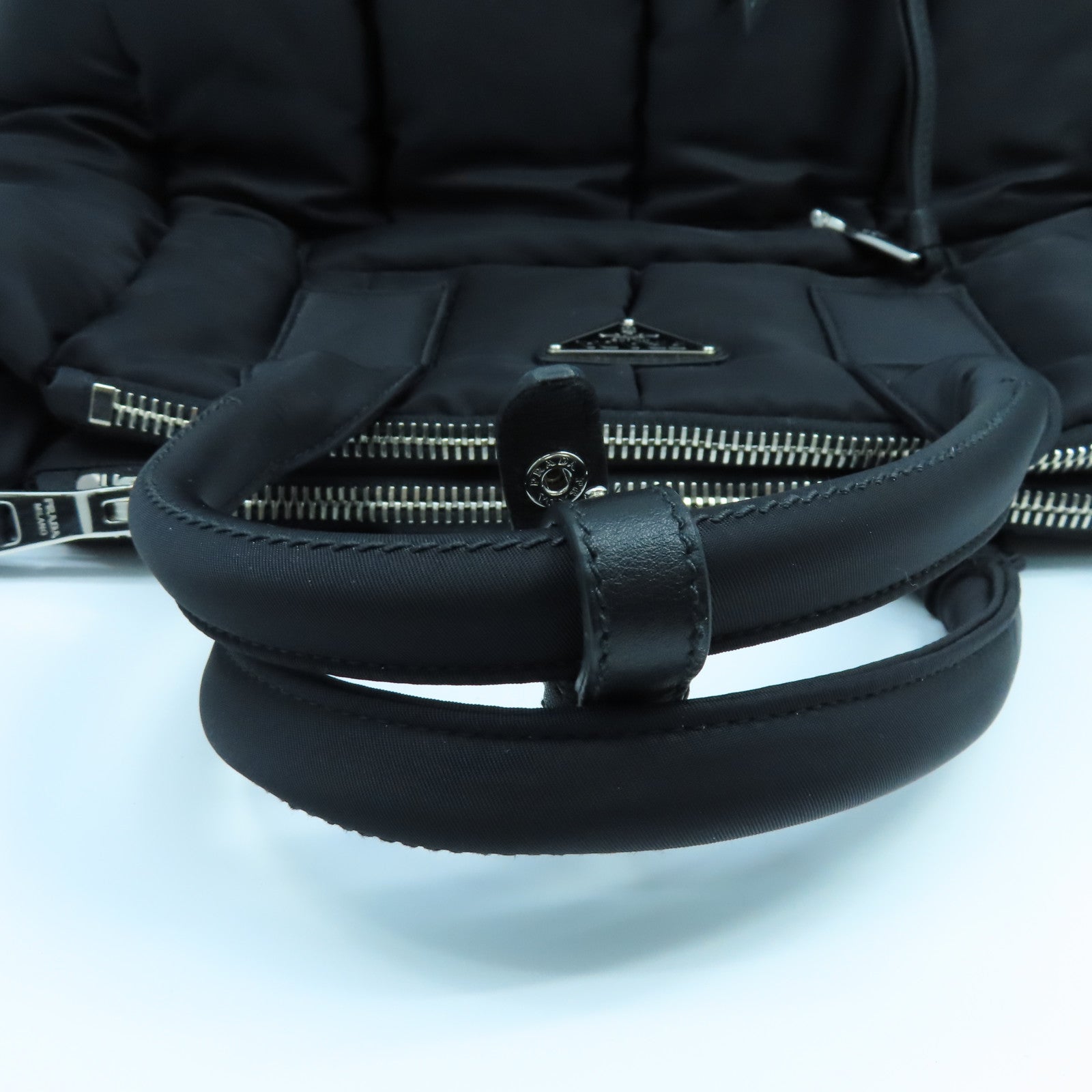 PRADA 尼龍2 Way Shoulder銀扣手挽肩背兩用袋黑色