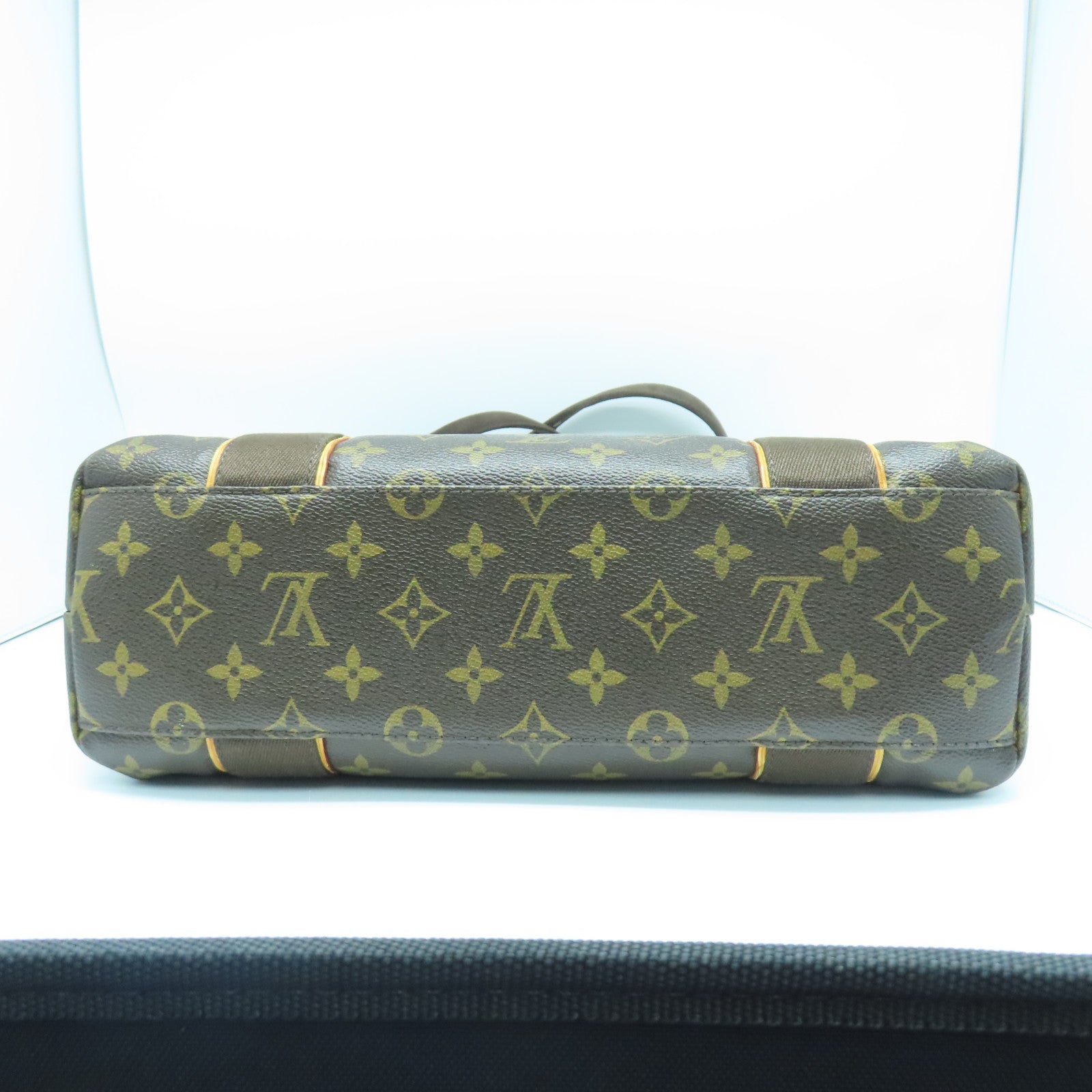 LOUIS VUITTON Monogram Beaubourg gold buckle handle bag brown