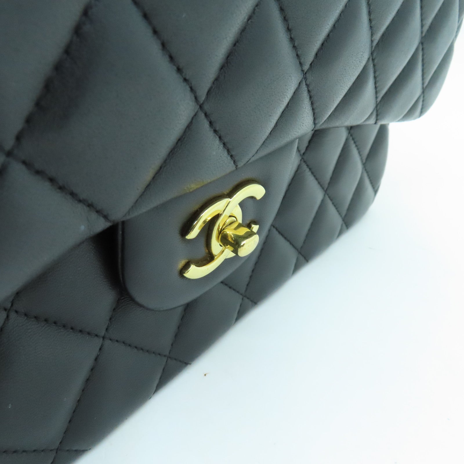 CHANEL 菱格羊皮皮革Classic Chain Shoulder金扣鏈帶肩背袋黑色