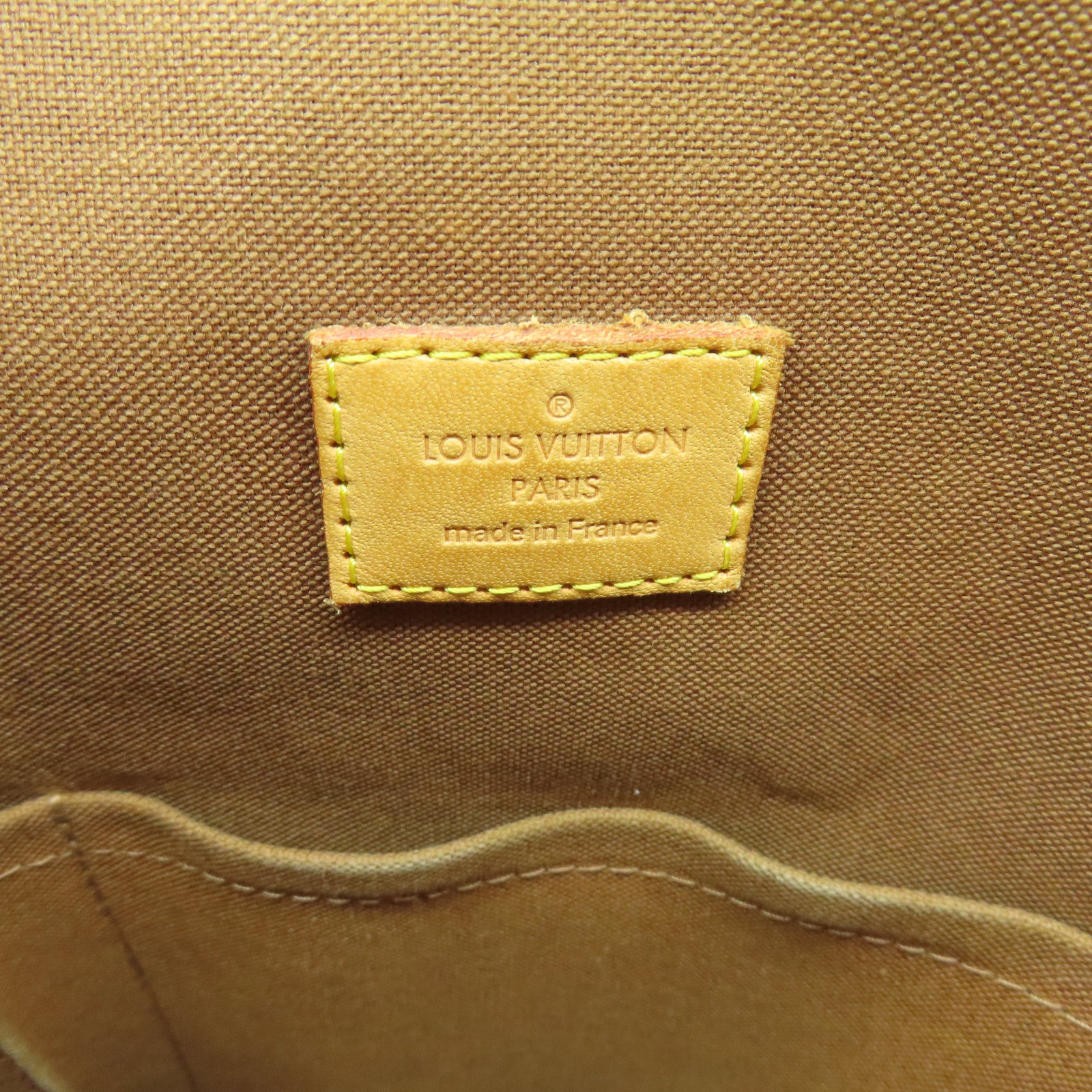 LOUIS VUITTON Monogram Beaubourg gold buckle handle bag brown