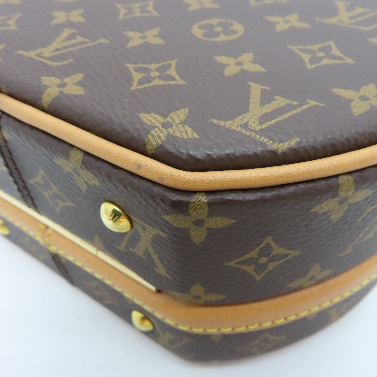 LOUIS VUITTON Monogram Bolite Petite Chapeau Gold Buckle Shoulder Bag Brown