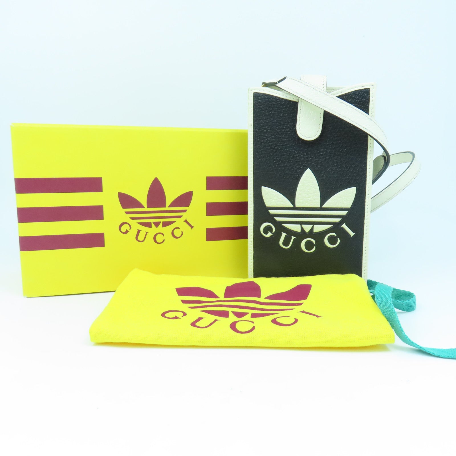 GUCCI 牛皮皮革Gucci x Addias Phone case金扣肩背袋黑色/白色