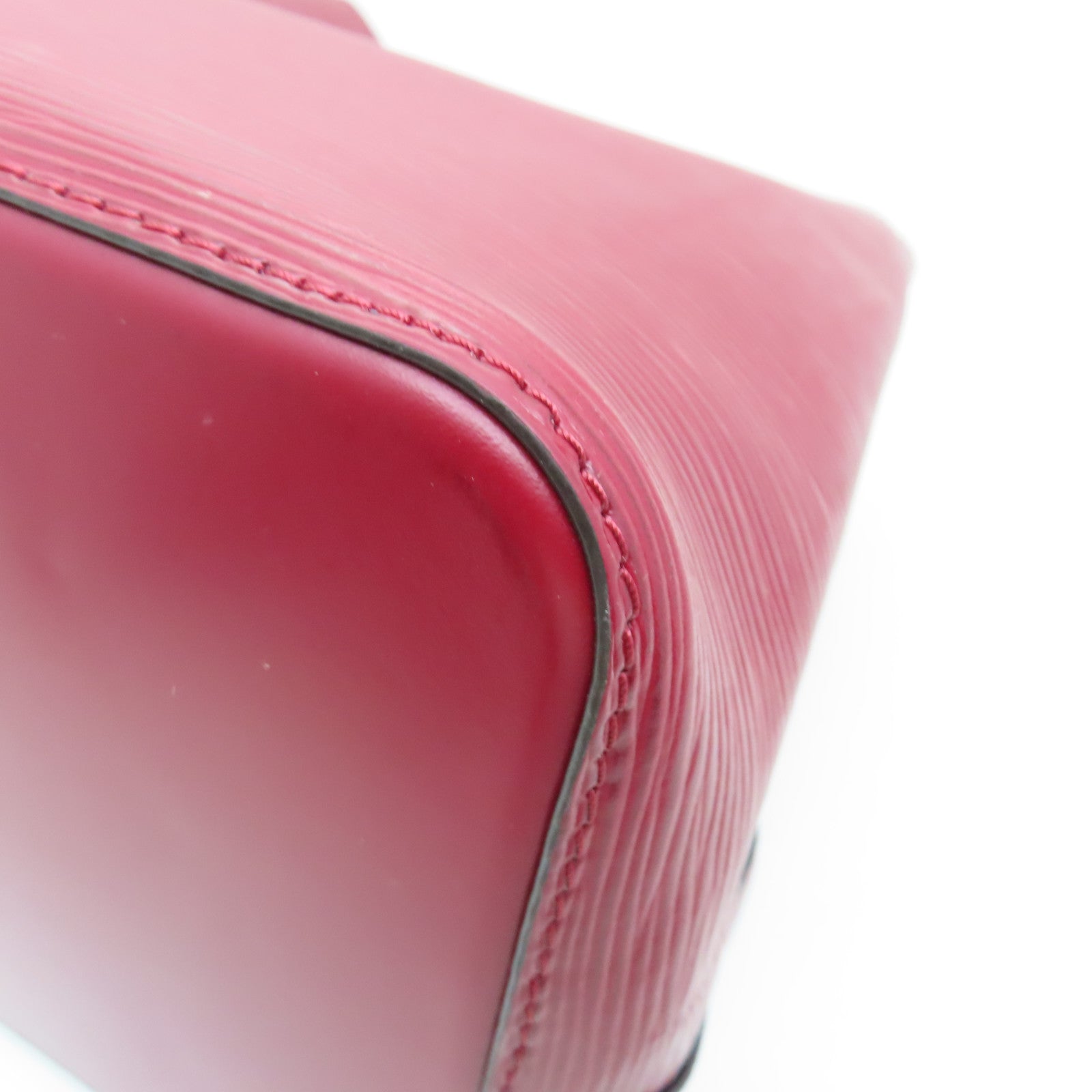 LOUIS VUITTON Epi Neo Noe MM銀扣手挽肩背兩用袋紅色