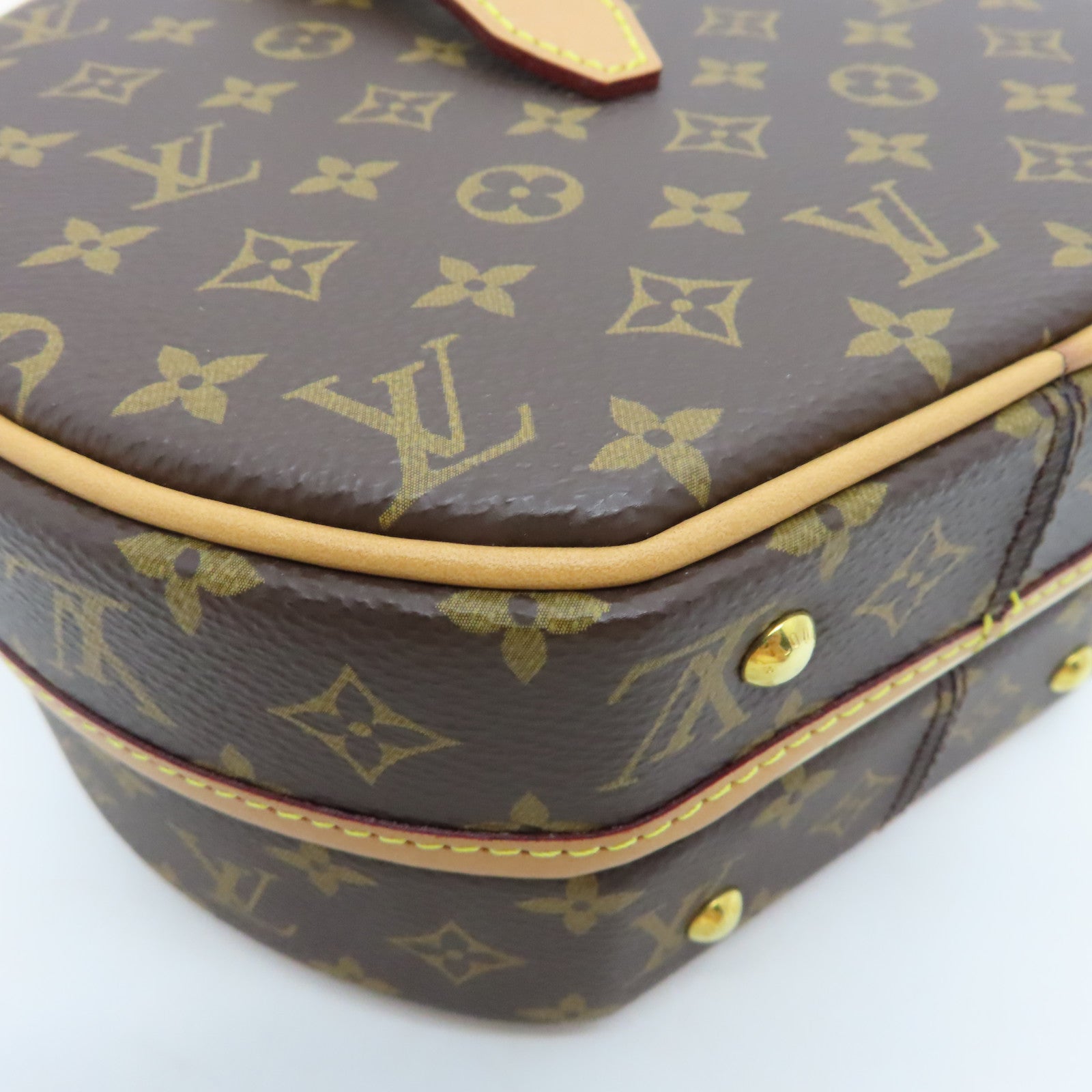 LOUIS VUITTON Monogram Bolite Petite Chapeau Gold Buckle Shoulder Bag Brown