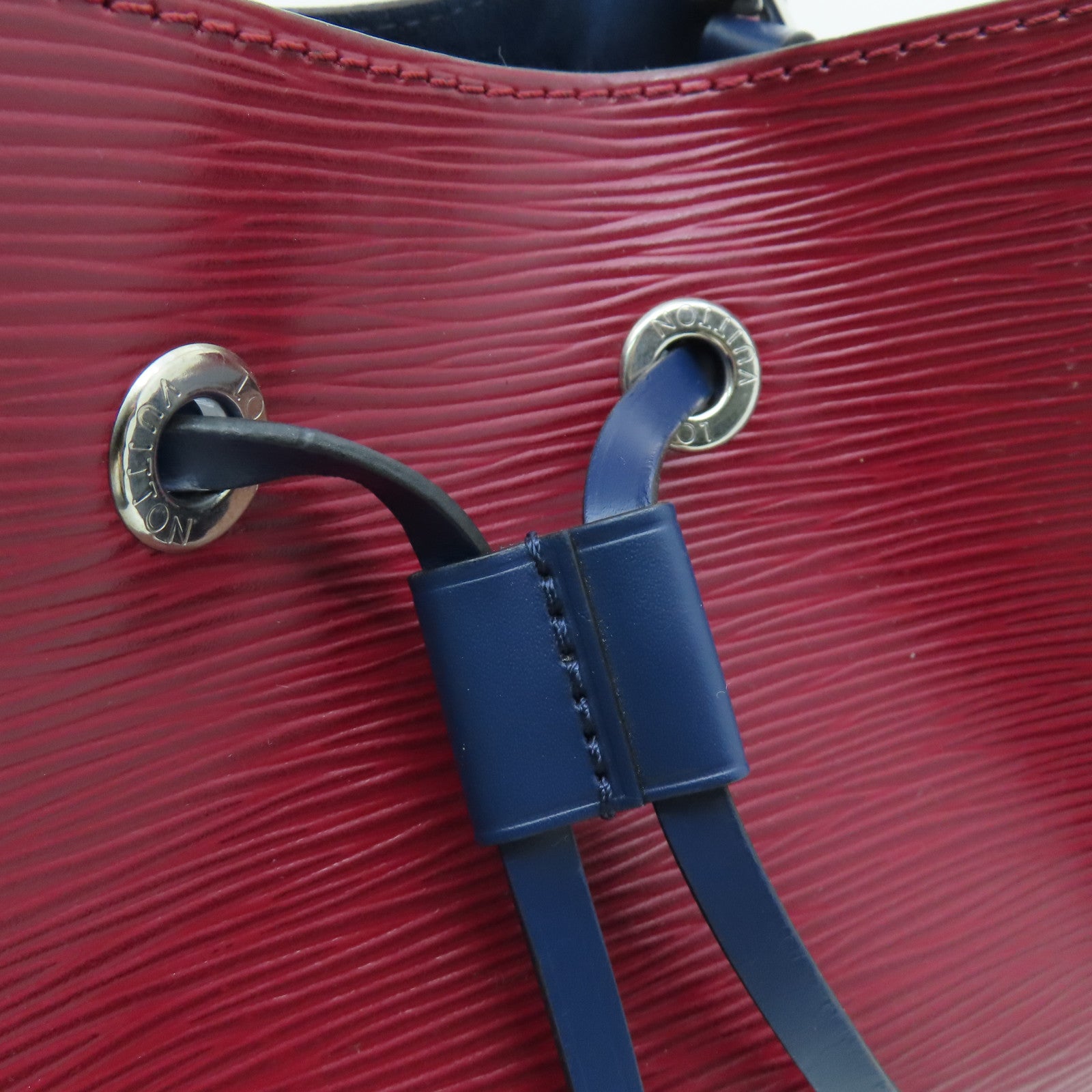 LOUIS VUITTON Epi Neo Noe MM銀扣手挽肩背兩用袋紅色