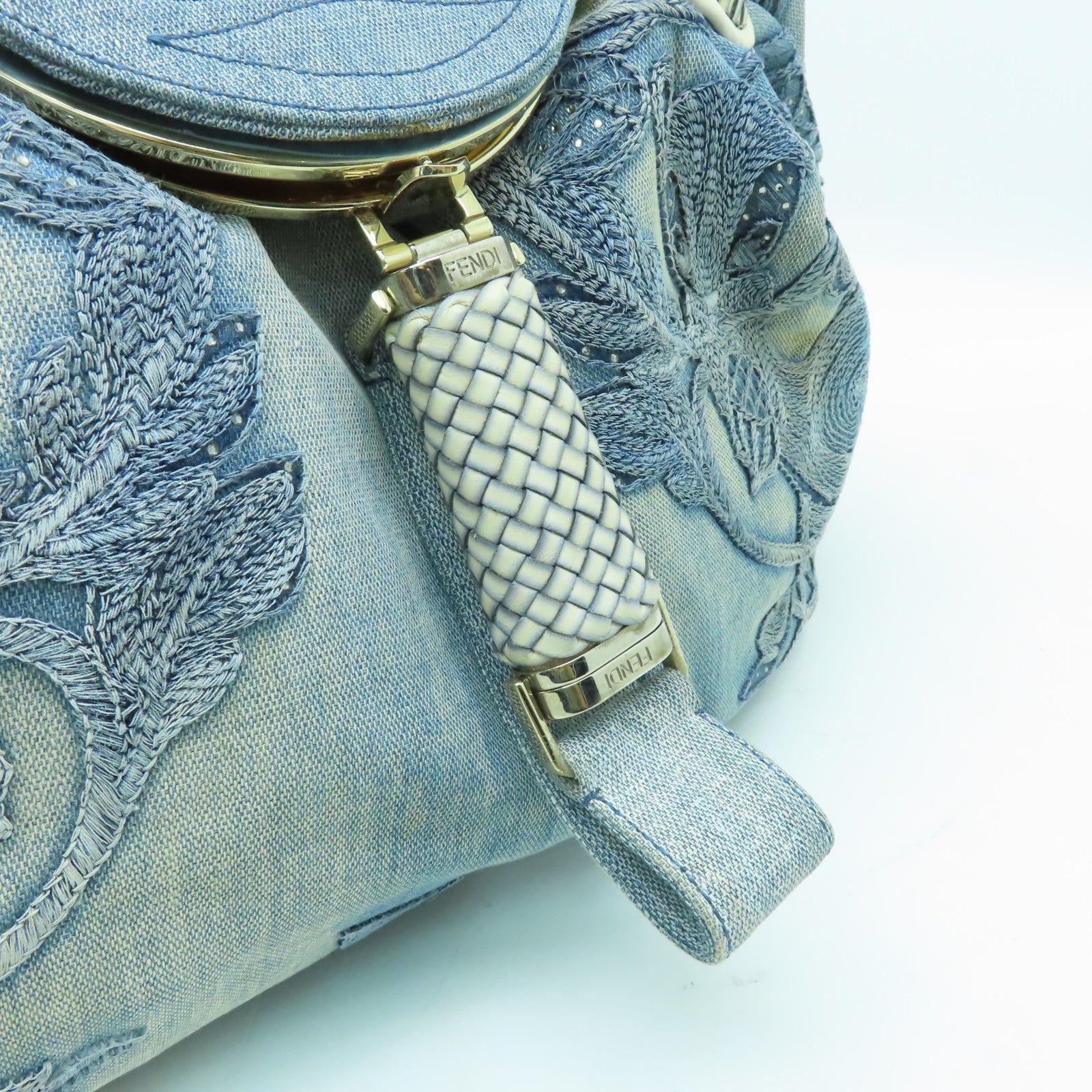 FENDI 牛仔布Spy Bag金扣手挽袋藍色