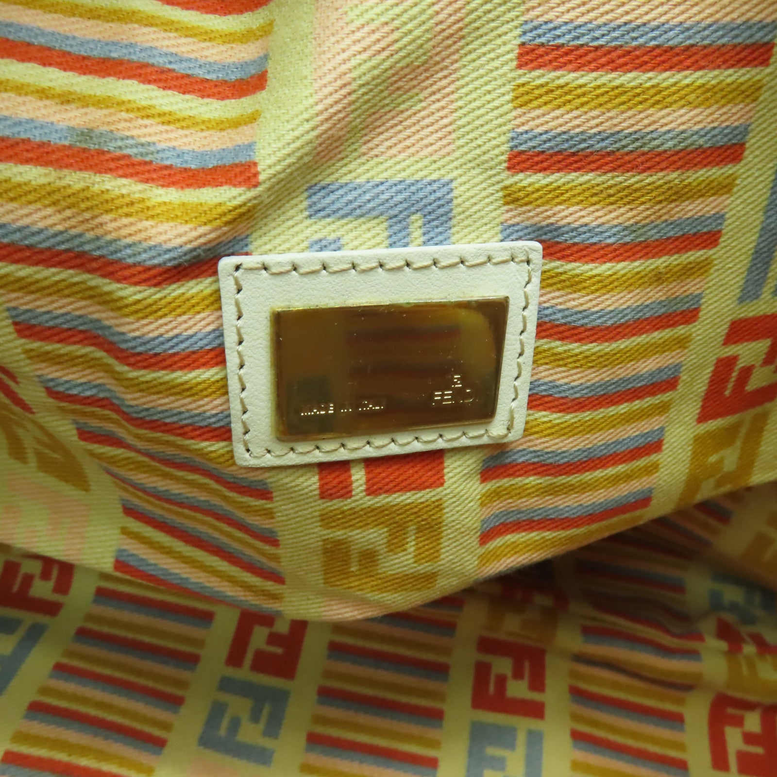 FENDI 牛仔布Spy Bag金扣手挽袋藍色