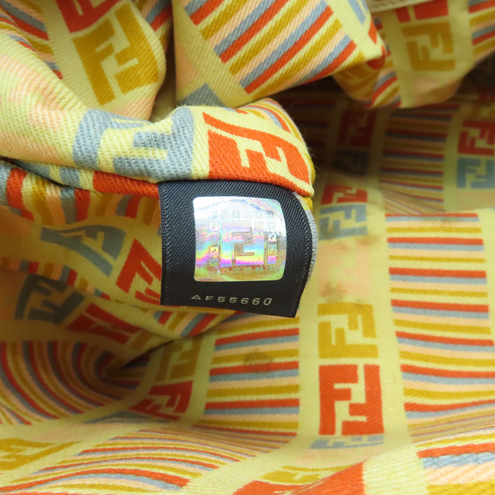 FENDI 牛仔布Spy Bag金扣手挽袋藍色