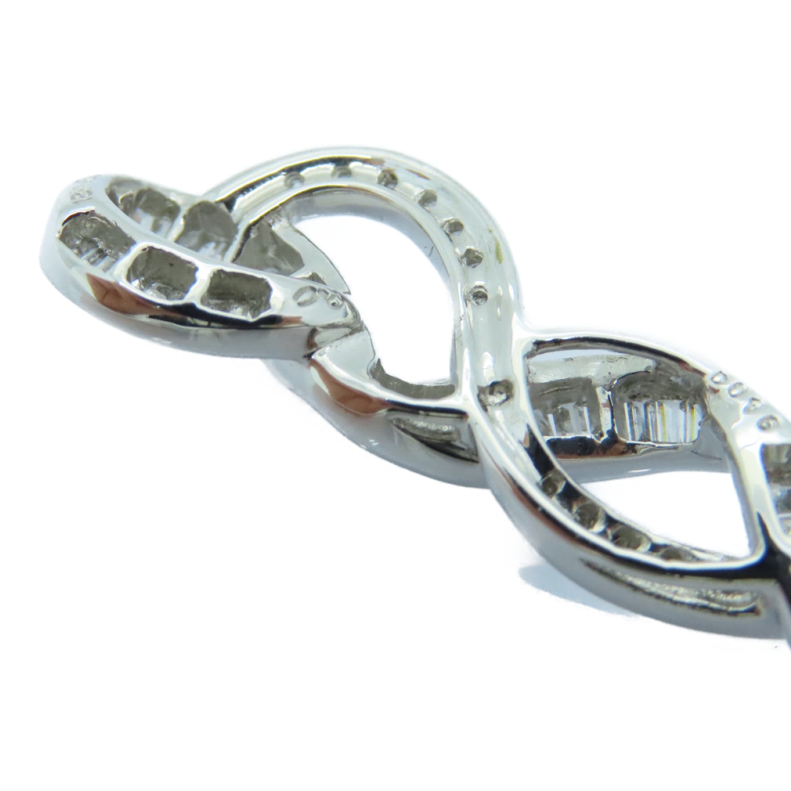 JEWELRY 18K白金Diamond Pendant 0.16ct/0.04ct钻石吊坠