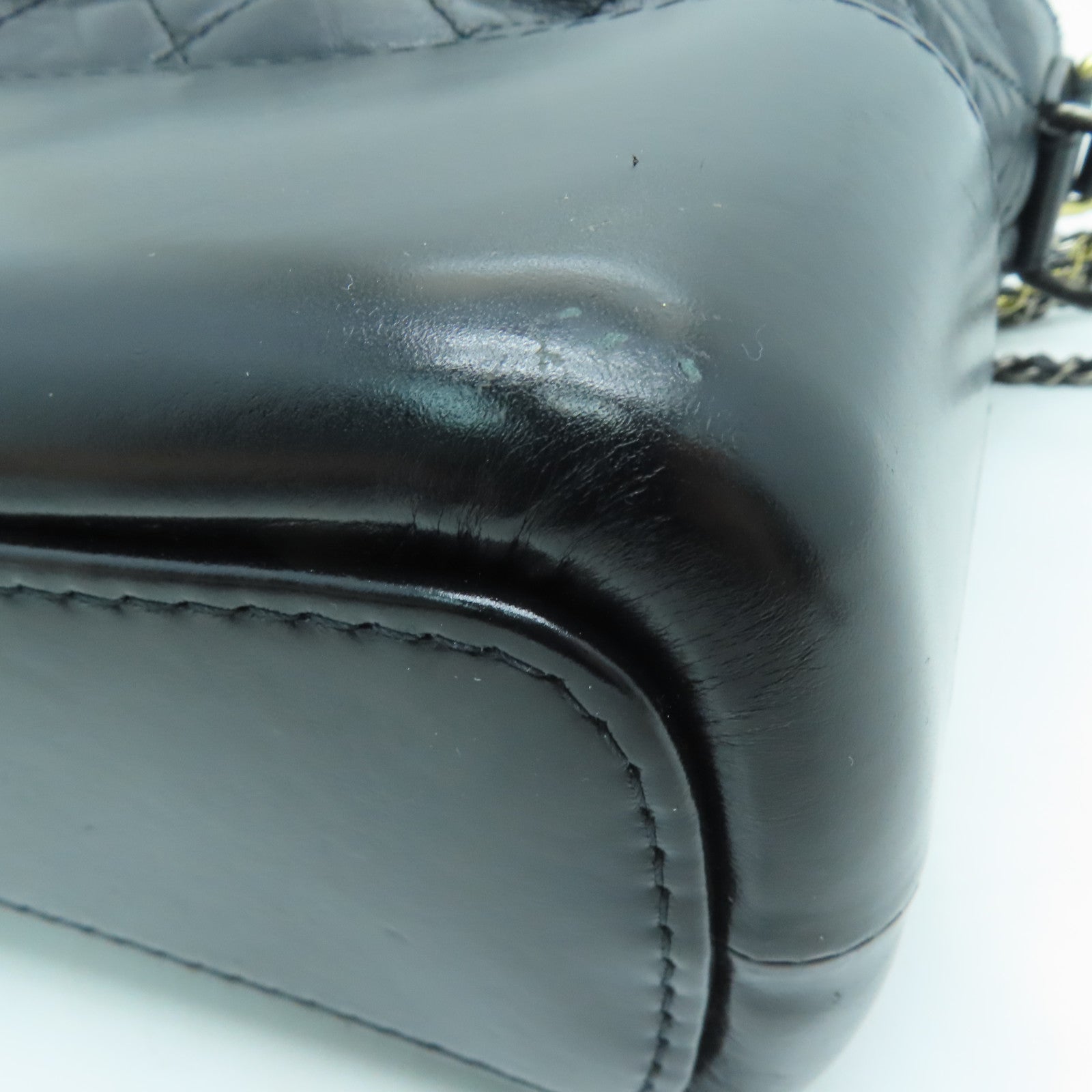 CHANEL 菱格牛皮皮革Gabrielle Medium Shoulder Bag銀扣鏈帶肩背袋黑色
