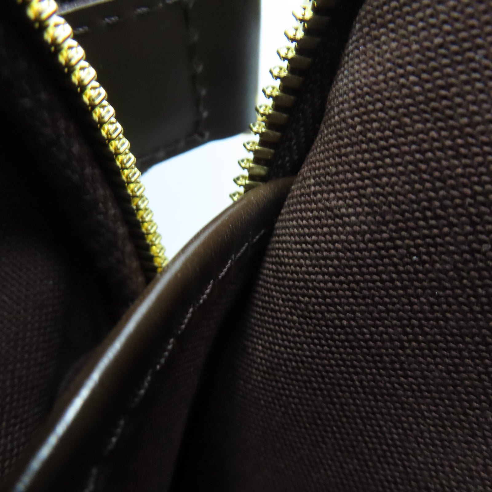 LOUIS VUITTON Damier Ebene Icare金扣肩背袋棕色