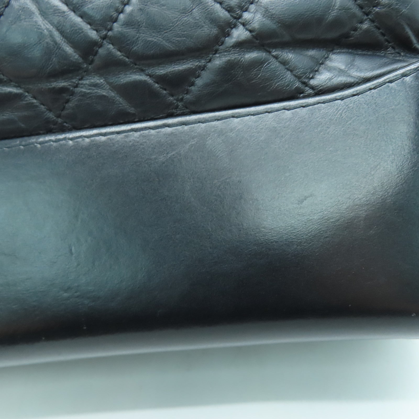 CHANEL 菱格牛皮皮革Gabrielle Medium Shoulder Bag銀扣鏈帶肩背袋黑色
