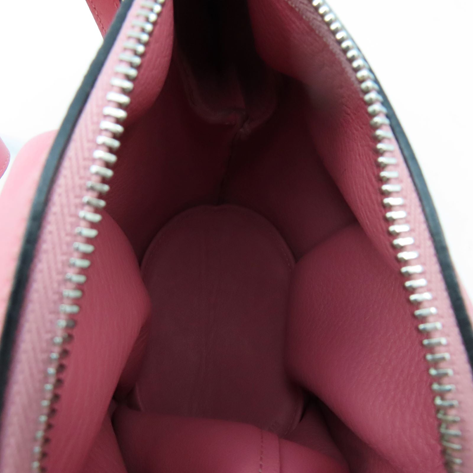 LOEWE 牛皮皮革Mini Elephant銀扣肩背袋粉紅色