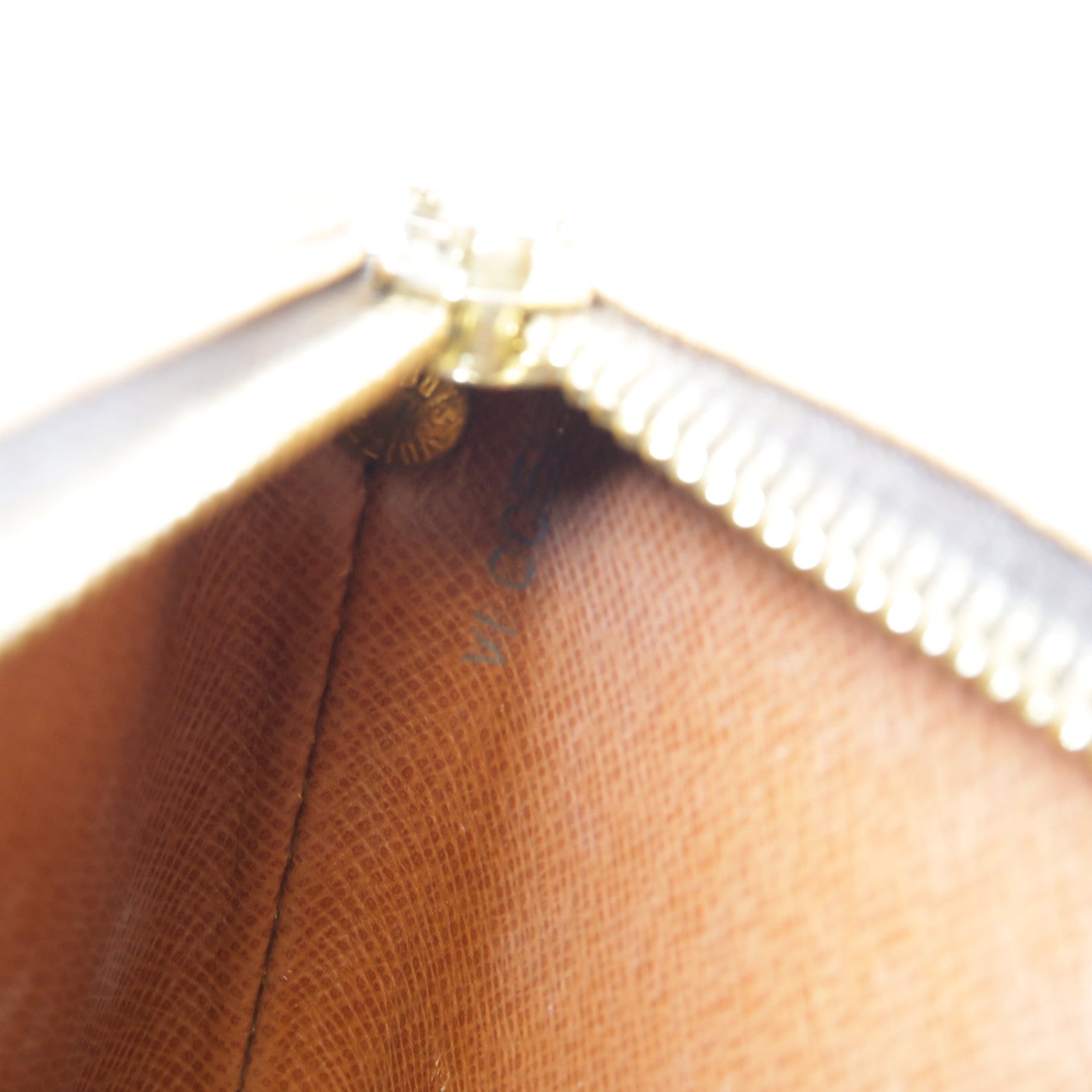 LOUIS VUITTON Monogram Drouot金扣肩背袋啡色