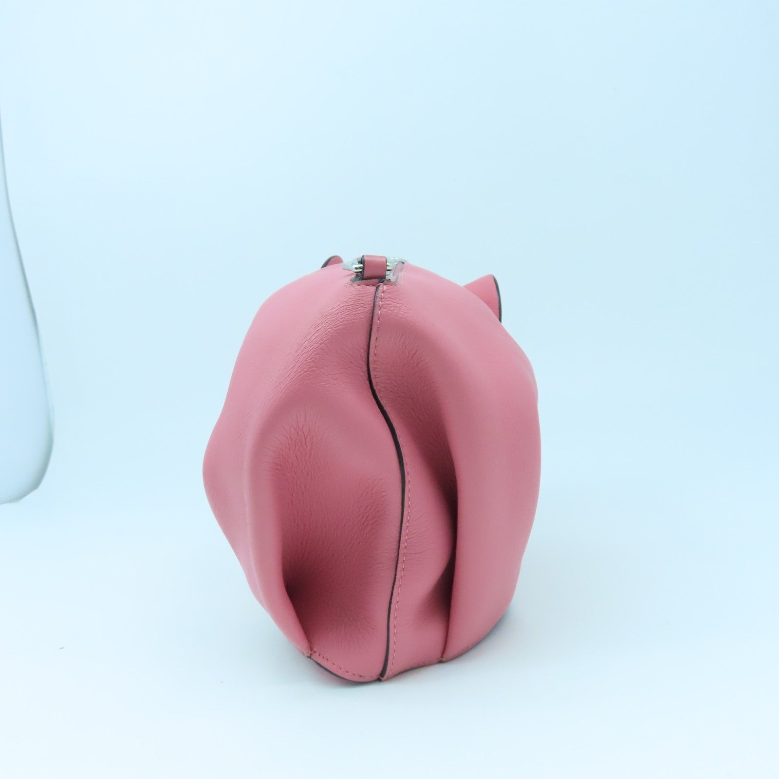 LOEWE 牛皮皮革Mini Elephant銀扣肩背袋粉紅色