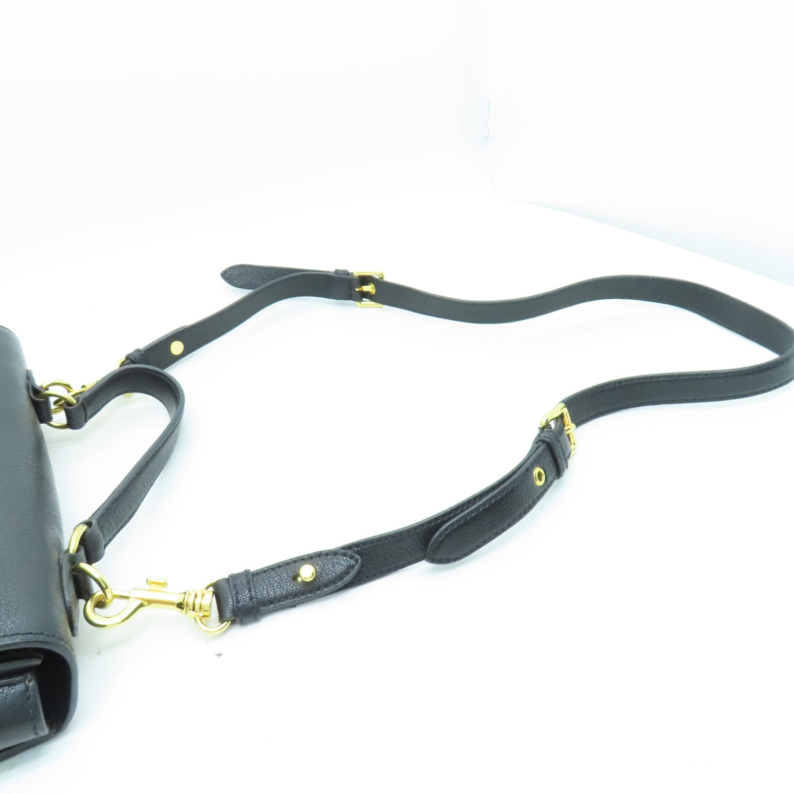 Miu Miu 牛皮皮革2 Way Bag金扣手挽肩背兩用袋黑色