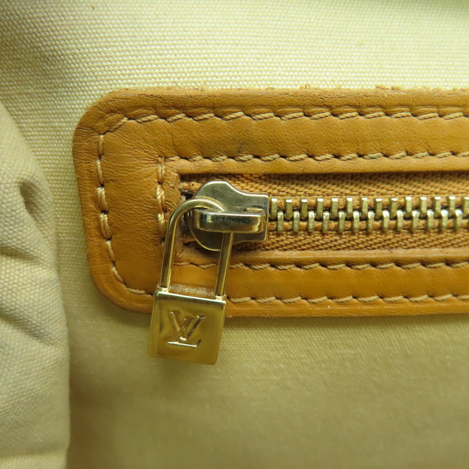 LOUIS VUITTON Monogram Mini Josephine PM金扣手挽袋米色