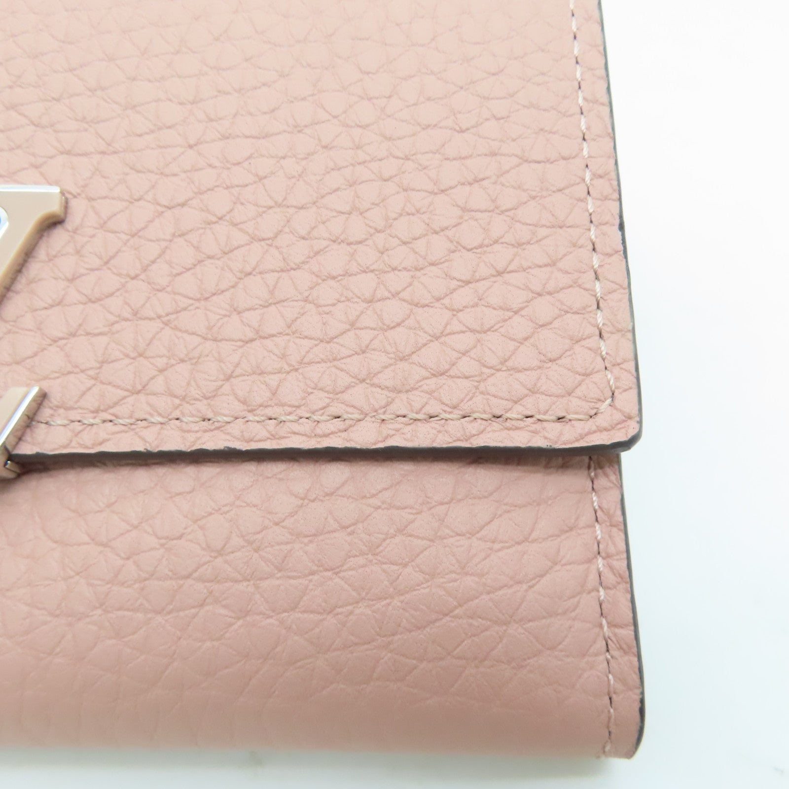 LOUIS VUITTON 【激減優惠】Taurillon皮革Capucines Compact Wallet錢包粉紅色/Magnolia