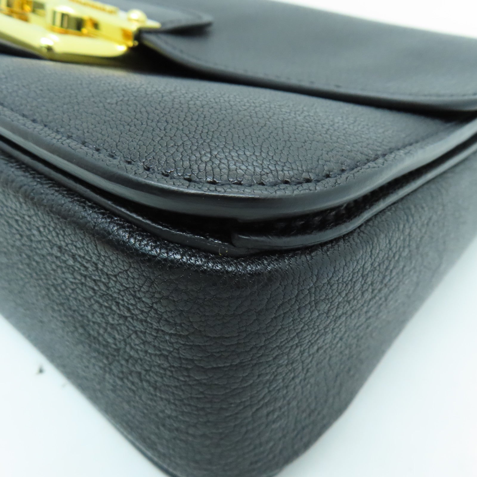 Miu Miu 牛皮皮革2 Way Bag金扣手挽肩背兩用袋黑色
