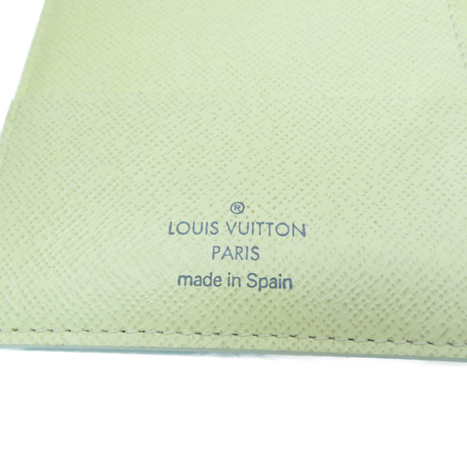 LOUIS VUITTON Damier AzurPassport Cover護照套白色