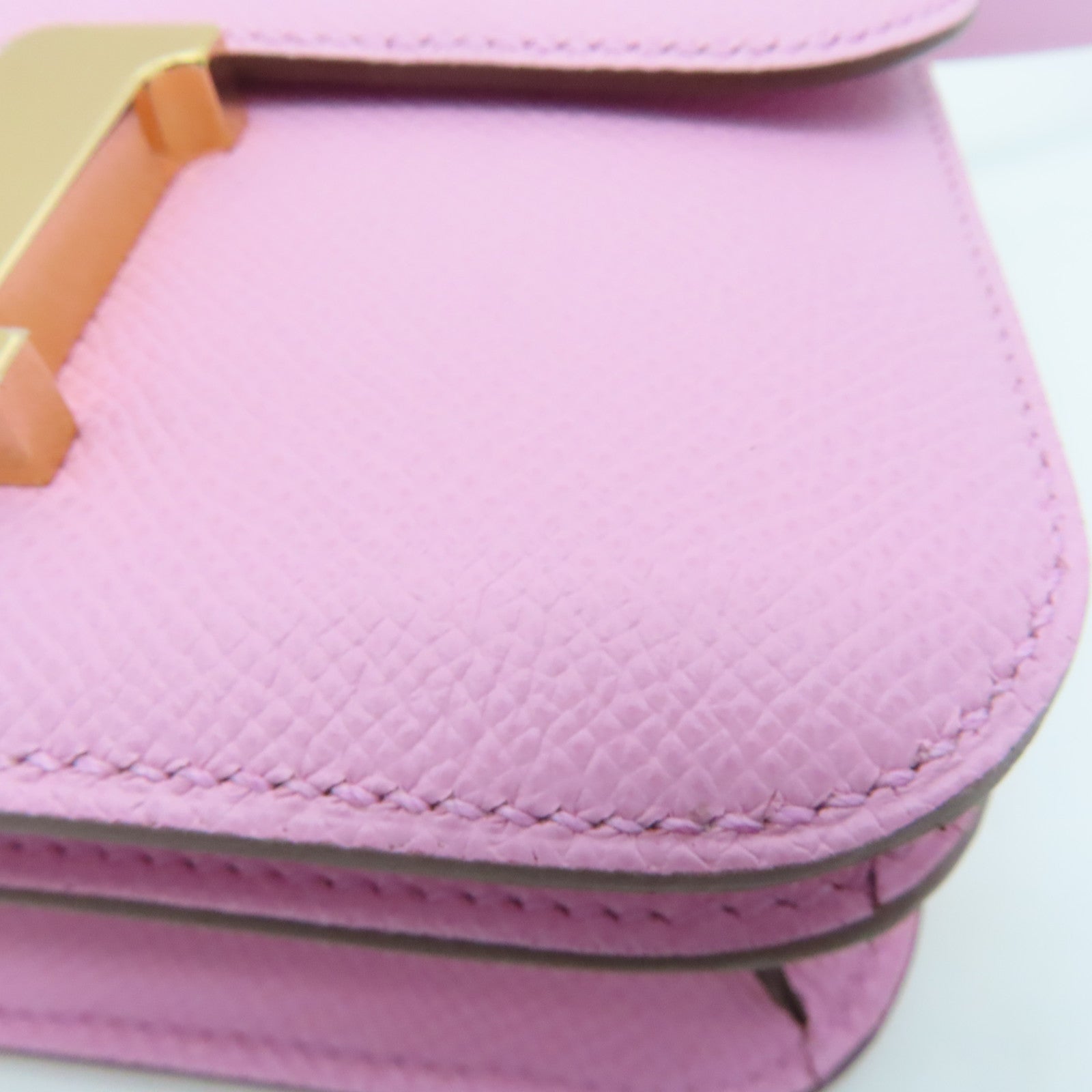 HERMES 【激减优惠】Epsom皮革Constance Mini玫瑰金扣肩背袋粉红色/Mauve Sylvestre/X9