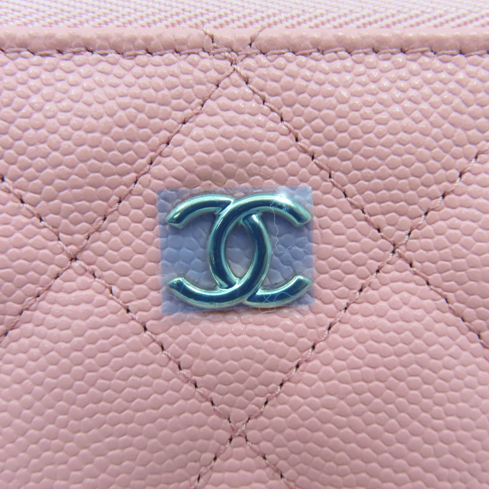 CHANEL 菱格牛皮皮革Mini Pouch金扣手拿包粉紅色