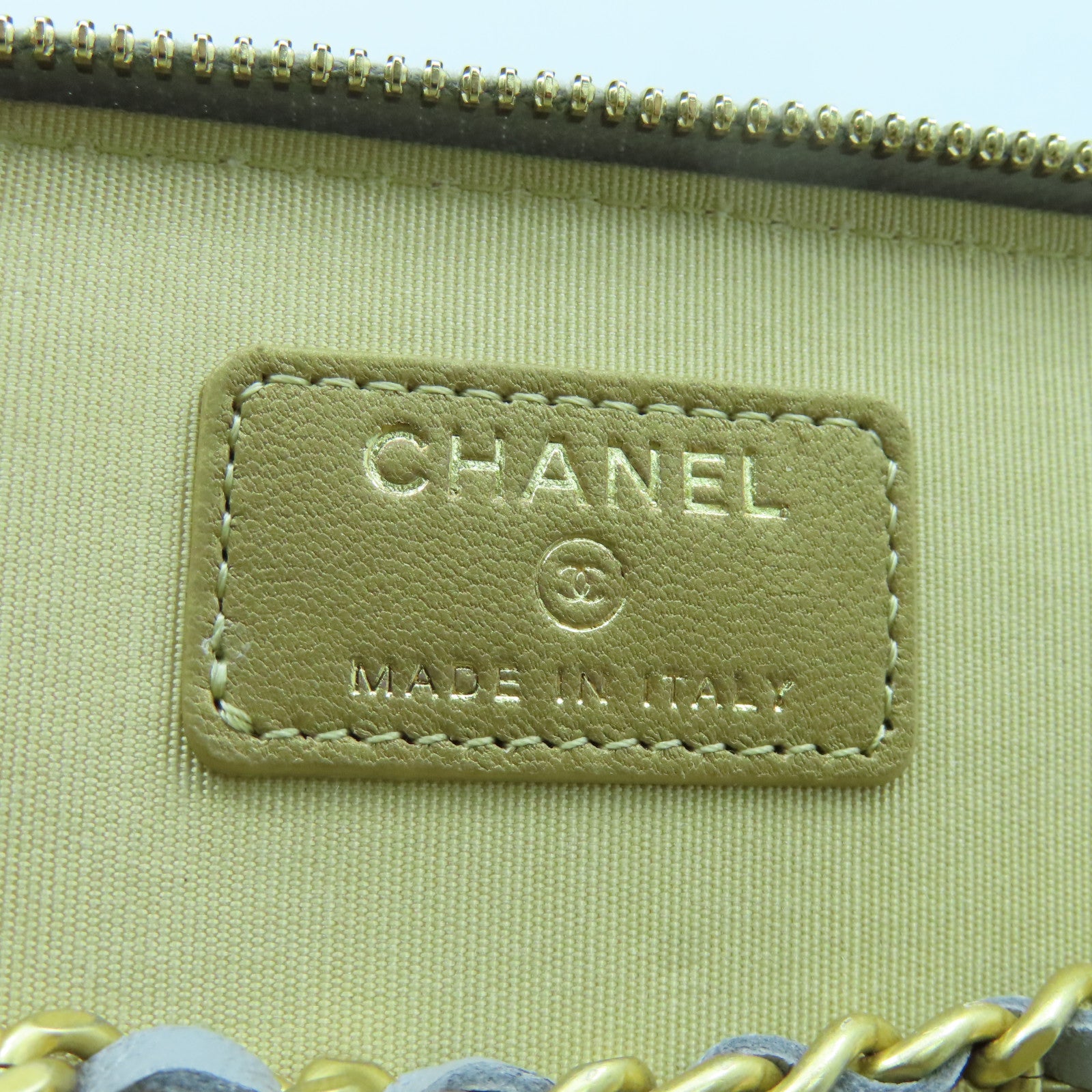CHANEL 菱格羊皮皮革Vanity Case金扣鏈帶肩背袋灰色