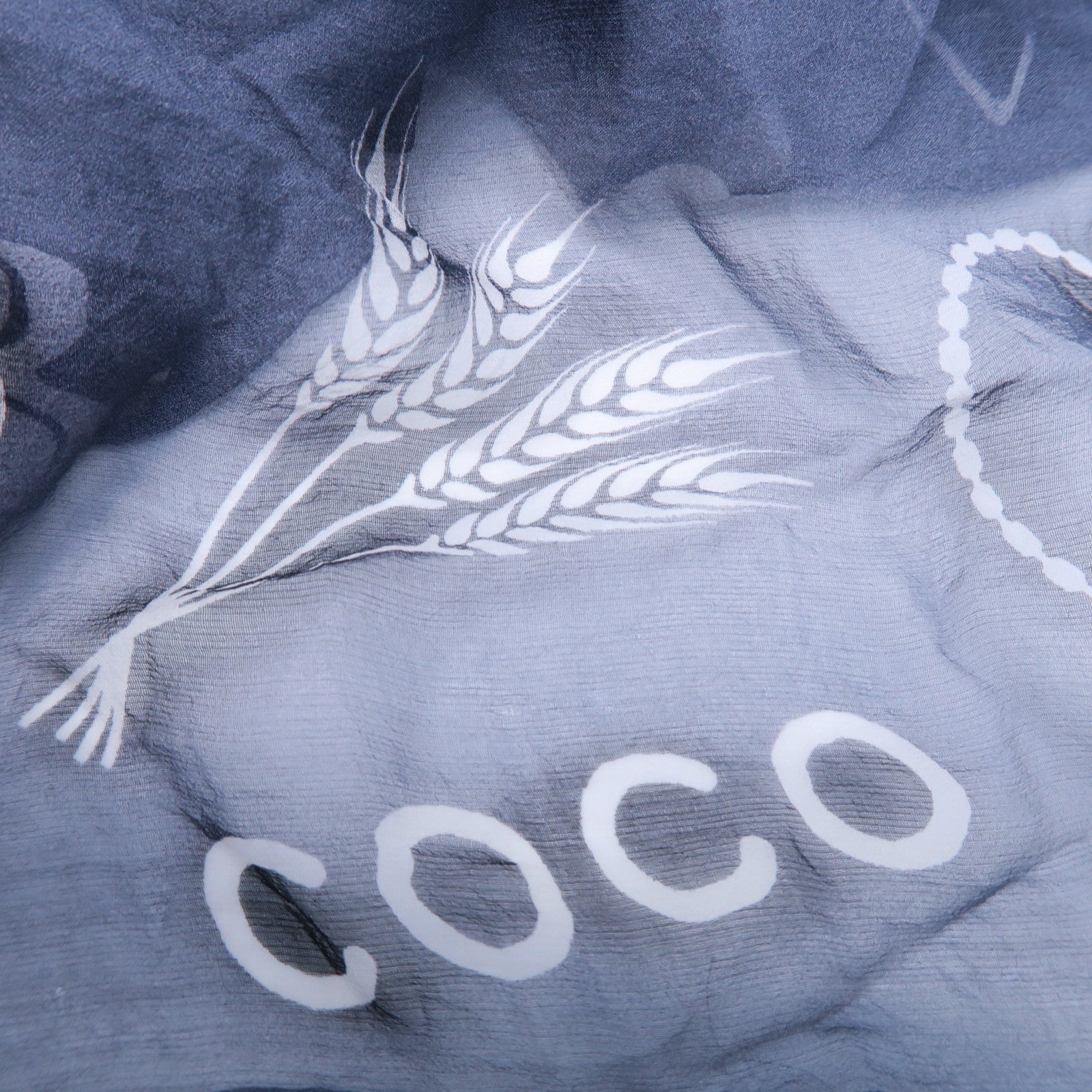 CHANEL 絲質Scarf絲巾灰色