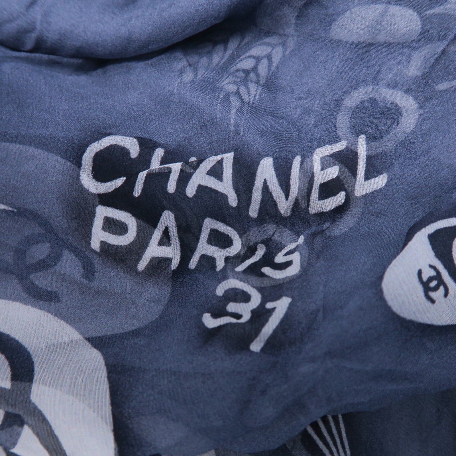 CHANEL 絲質Scarf絲巾灰色