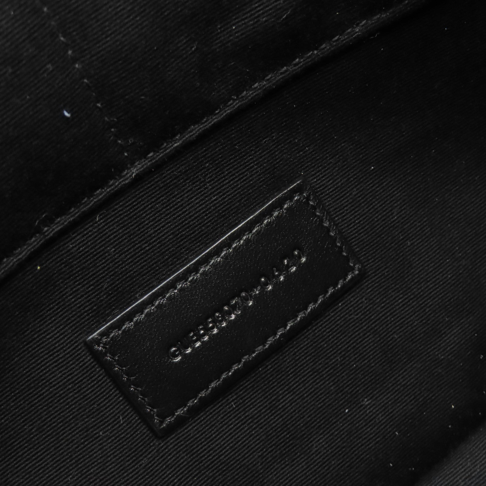 SAINT LAURENT 牛皮皮革Clutch手拿包黑色