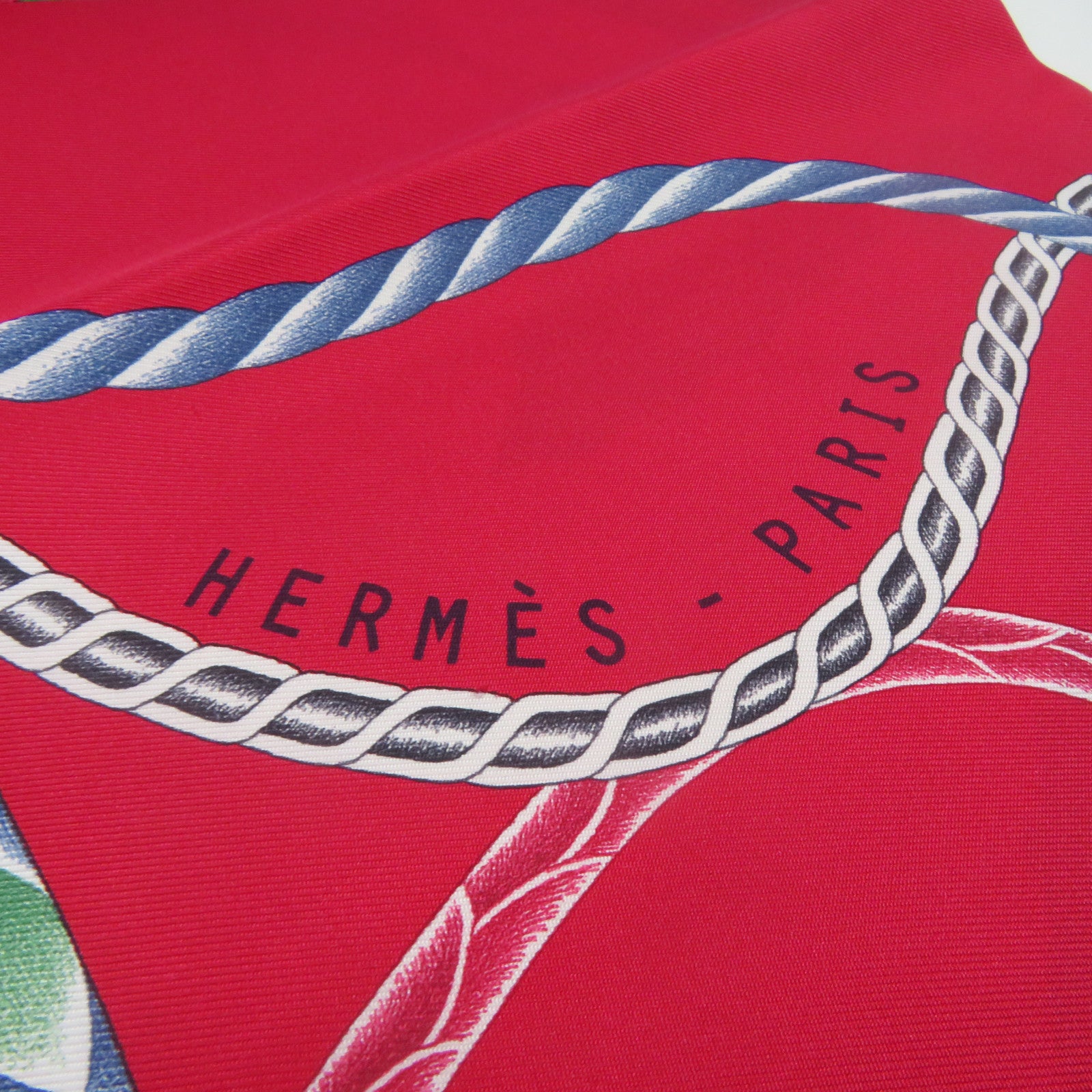 HERMES 【激減優惠】絲質Scarf 90x90絲巾紅色/彩色
