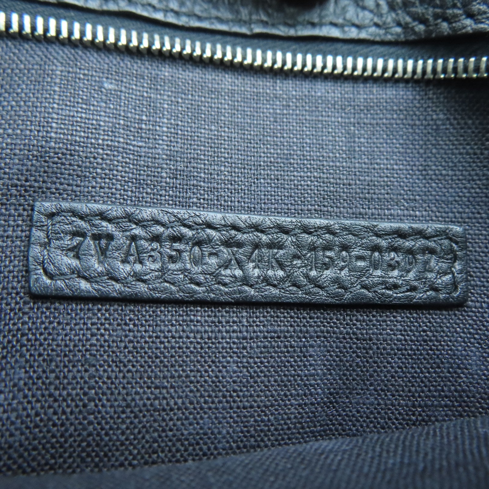 FENDI 牛皮皮革Clutch Bag銀扣手拿包黑色/黃色